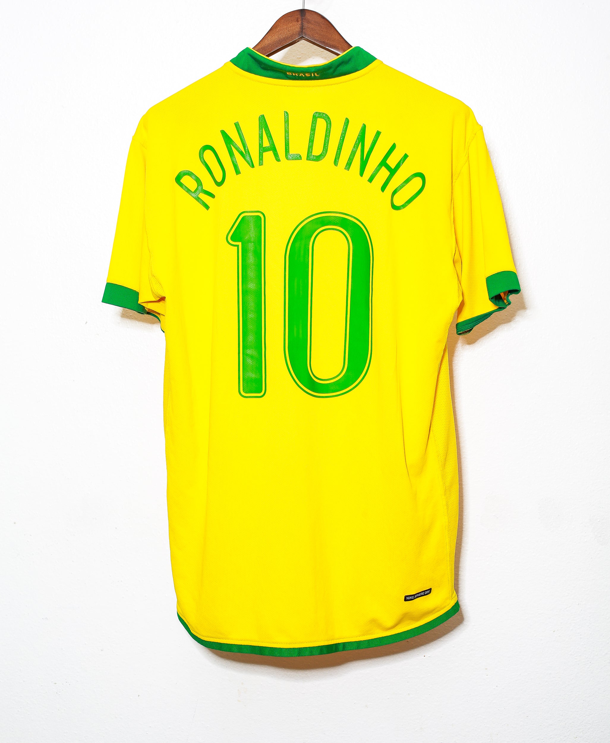 Authentic 2006 Brazil Home Soccer Jersey #10 Ronaldinho (XL) - Vintage Football Shirt for Fans, Collectors & Match Days