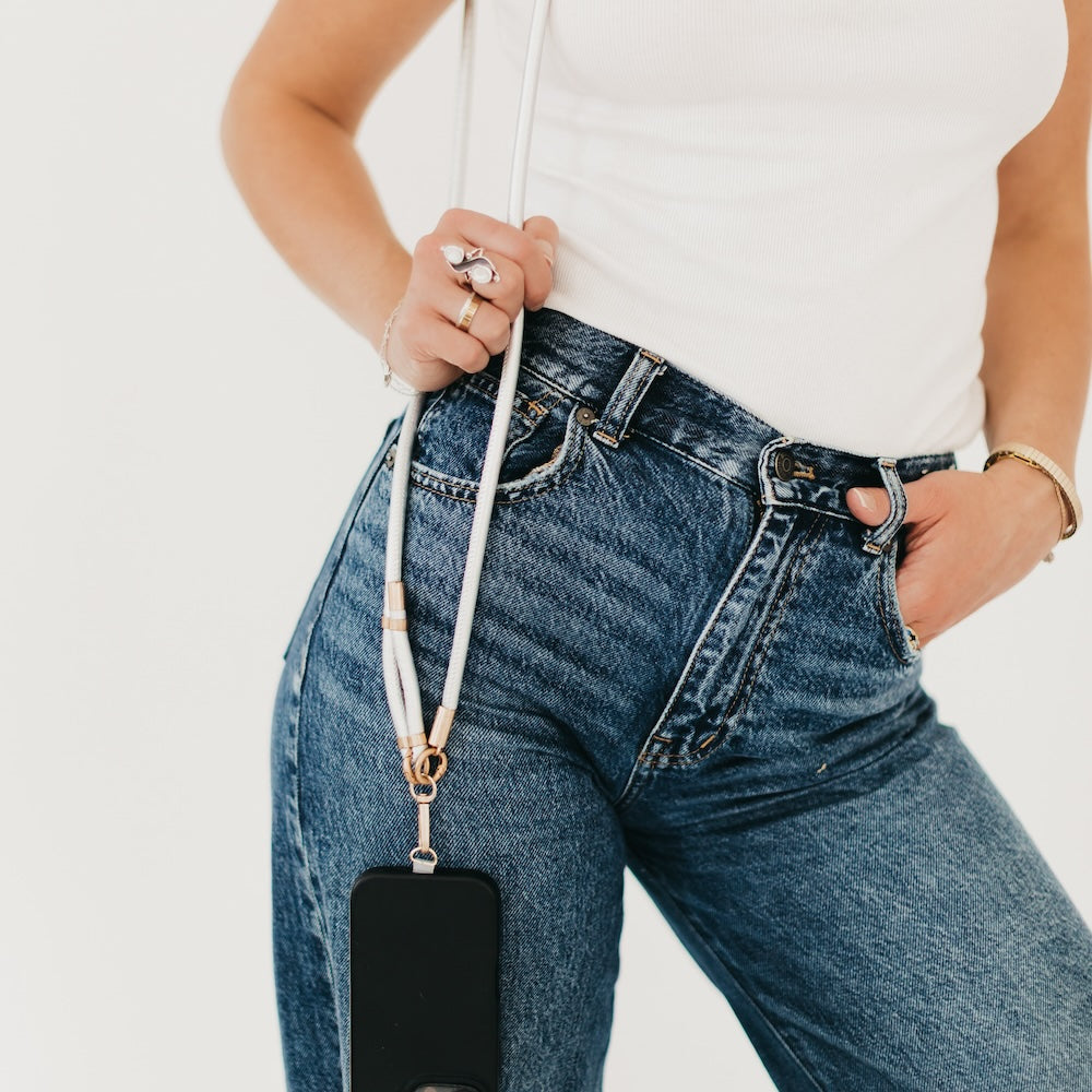 Metallic Phone Holder Crossbody Strap - Adjustable Lanyard for iPhone Samsung Smartphones - Perfect for Travel, Shopping & Hands-Free Convenience