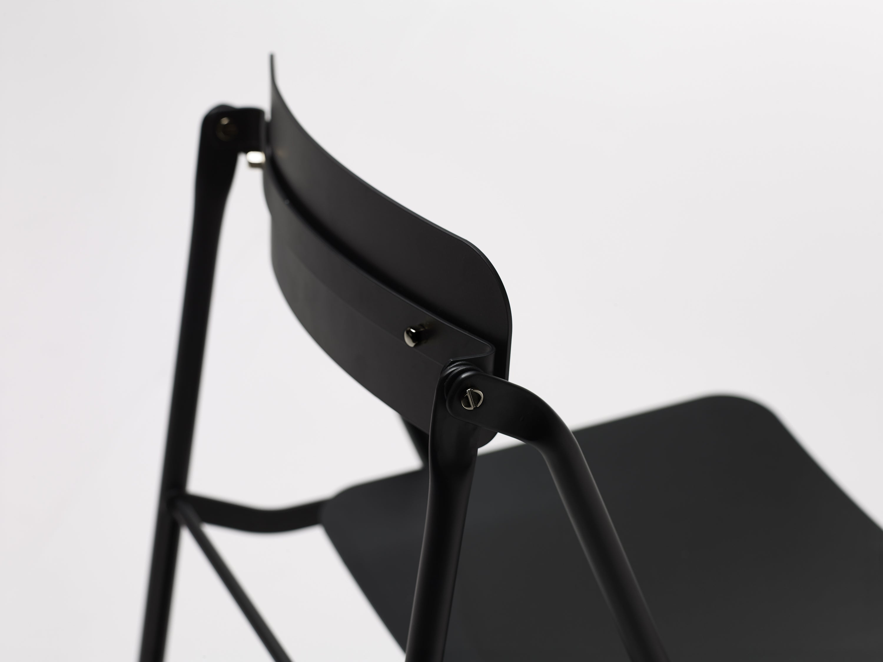 Opinion Ciatti Comfort Chair - Ergonomic Office Chair for Home & Workspace - Stylish Modern Design for Long Hours Sitting
