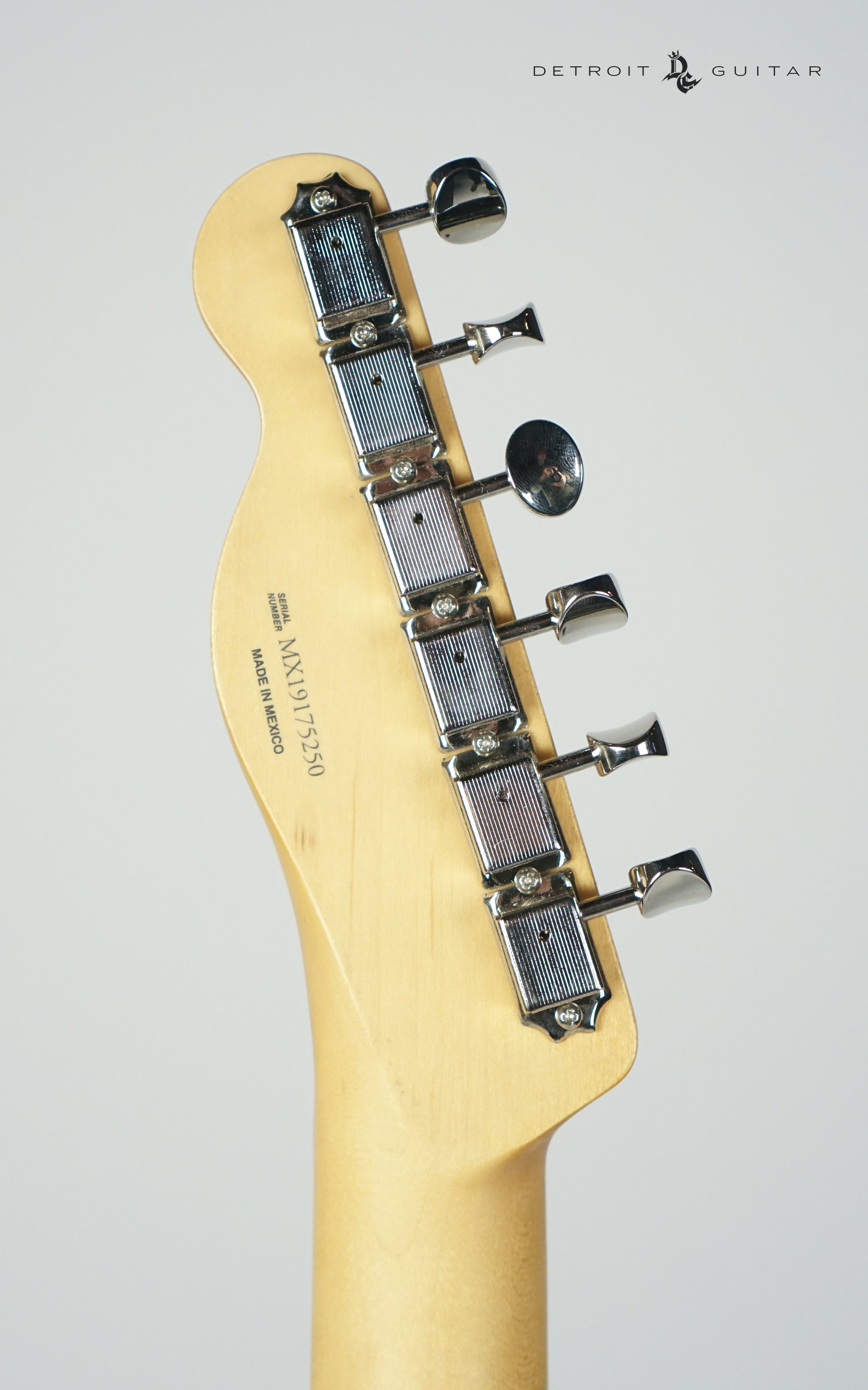 Fender Vintera '50s Modified Telecaster Electric Guitar in Surf Green with Gig Bag - Perfect for Rock, Blues & Vintage Tone Enthusiasts