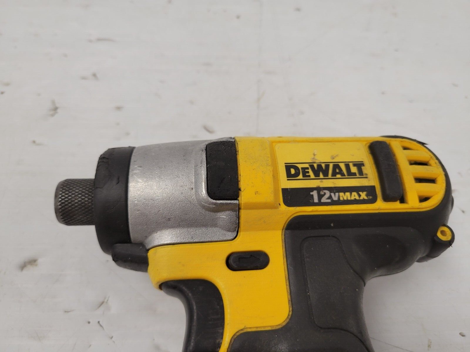 DEWALT DC1815 18V XRP Lithium-Ion Cordless Impact Driver - Powerful & Durable for Construction, Woodworking & DIY Projects