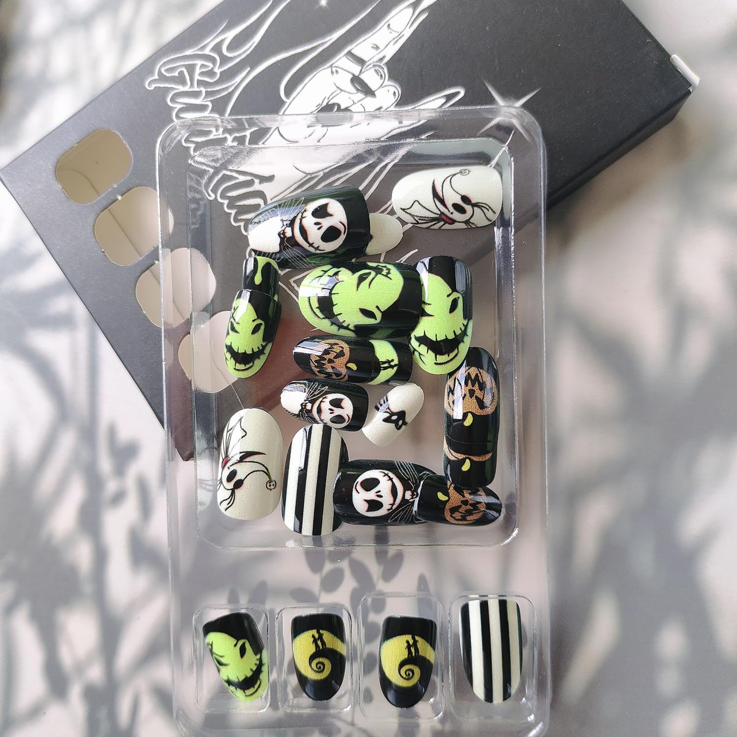 Spooky Halloween Press on Nails - Short Almond Fake Nails with Skull Designs | Acrylic Glue on Nails for Women | Perfect for Halloween Parties, Costume Accessories & Fall Nail Art