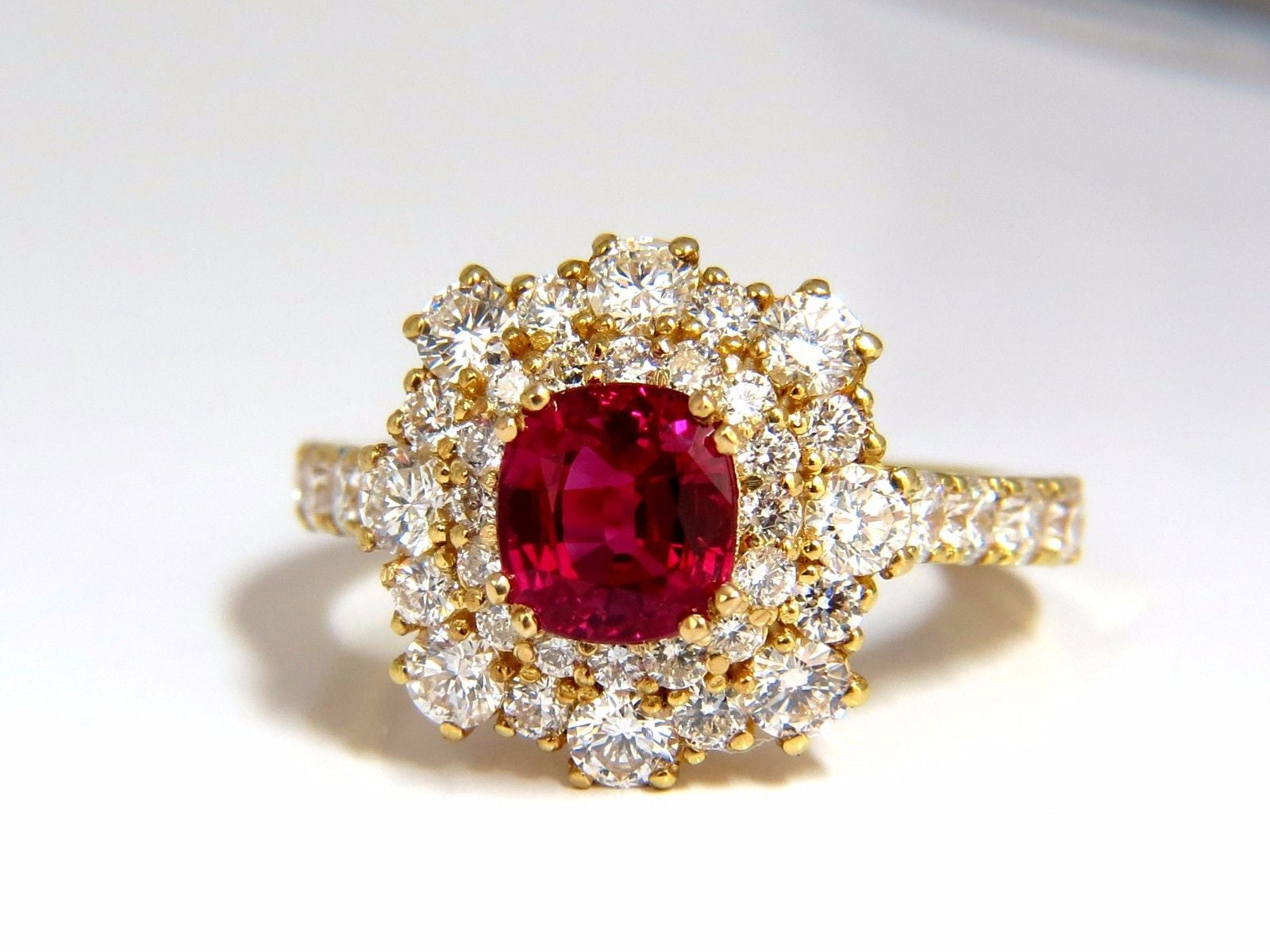 GIA Certified 3.24 Carat Natural Red Ruby Diamond Ring in 18K Gold - Elegant Cocktail Ring for Women, Perfect for Evening Parties, Weddings & Special Occasions