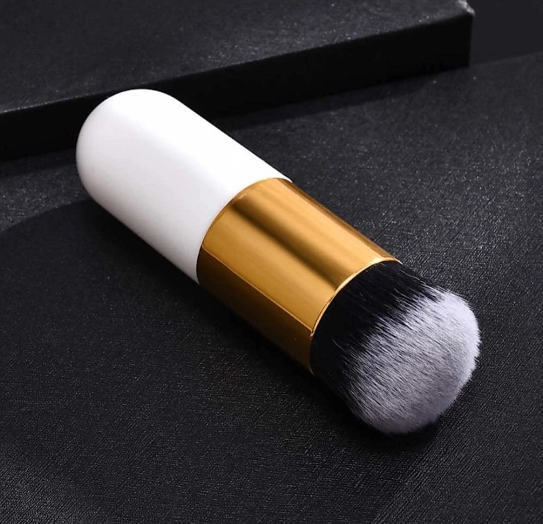 AIR BEAUTY Professional Foundation Makeup Brush - Soft Synthetic Bristles for Flawless Liquid & Powder Application - Perfect for Daily Makeup & Travel (Pack of 1)