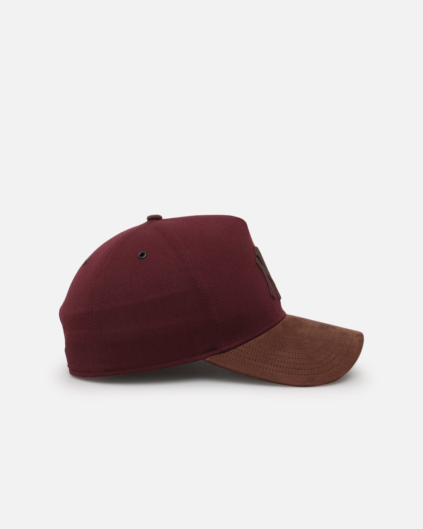 New York Yankees 'Cherry Pie' Offside DT Snapback Hat - 47 Brand Dark Maroon Baseball Cap for Men & Women - Perfect for Sports Games, Streetwear Fashion & Yankees Fan Gifts