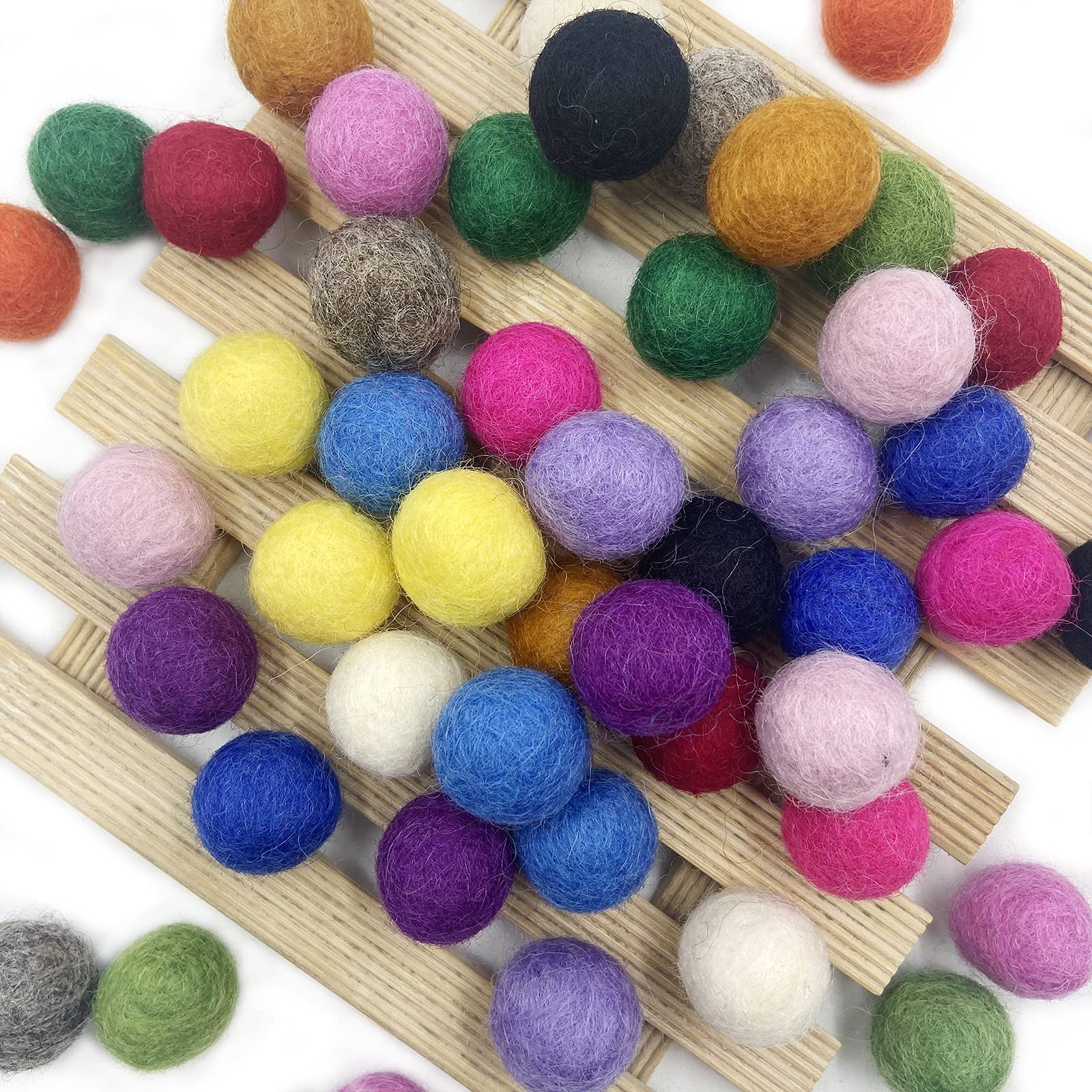 2cm 150-Piece Felt Wool Balls Garland - DIY Custom Party Decor, Home Decoration for Christmas, Weddings & Nursery Room Decorating