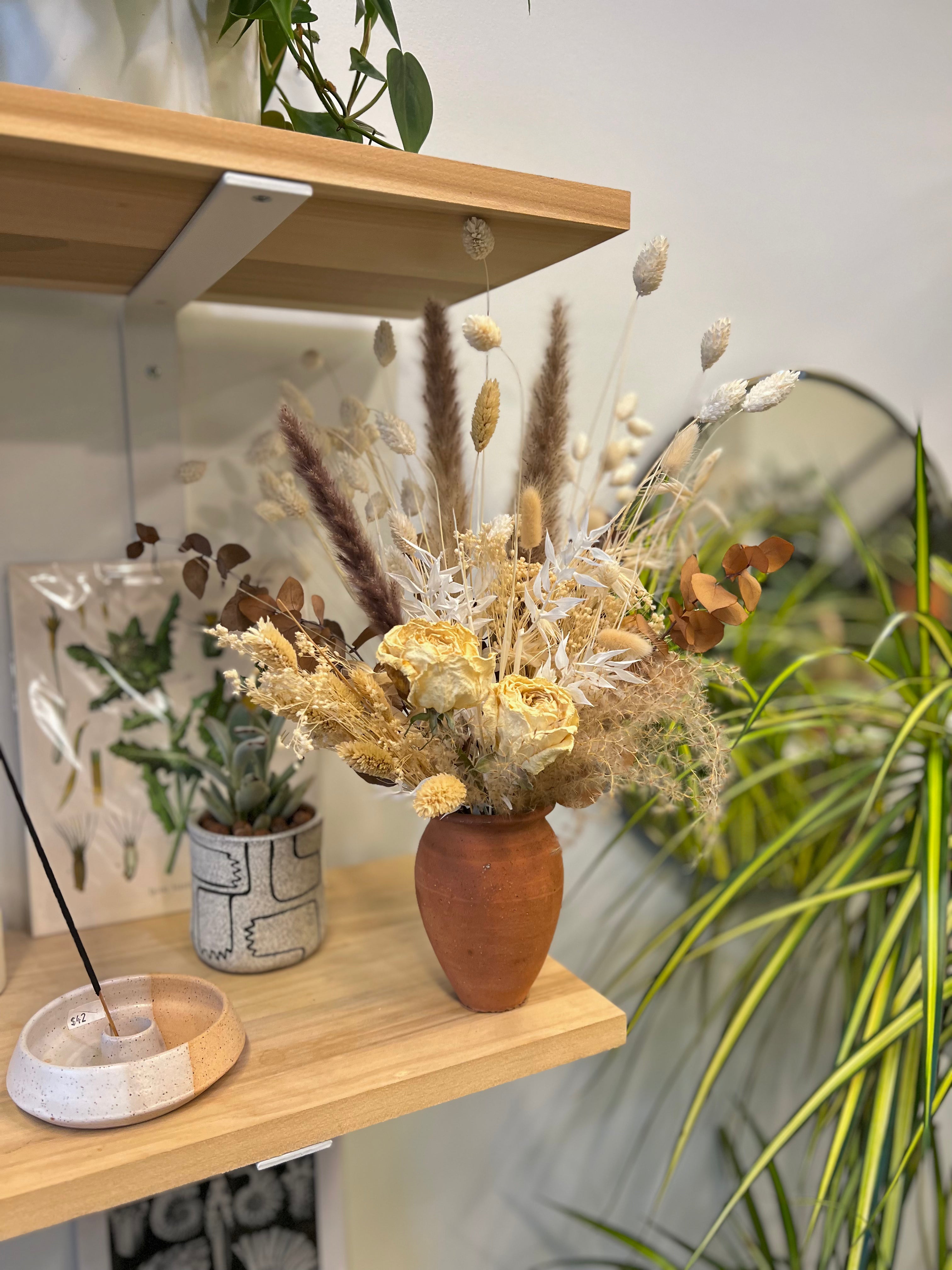 Everlasting Dried Floral Arrangement - Premium Preserved Flowers for Home Decor, Wedding Centerpieces & Gift Giving - Perfect for Boho, Farmhouse & Rustic Style Interiors