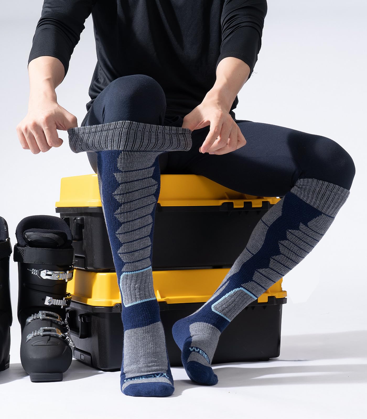 WEIERYA Merino Wool Ski Socks for Men & Women - Warm Over The Calf Snowboarding Socks for Skiing & Winter Sports - Perfect for Cold Weather & Outdoor Activities
