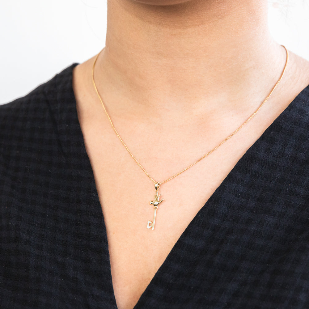 9ct Yellow Gold Bird and Butterfly Key Pendant Necklace - Elegant Jewelry Gift for Women - Perfect for Valentine's Day, Anniversary & Special Occasions