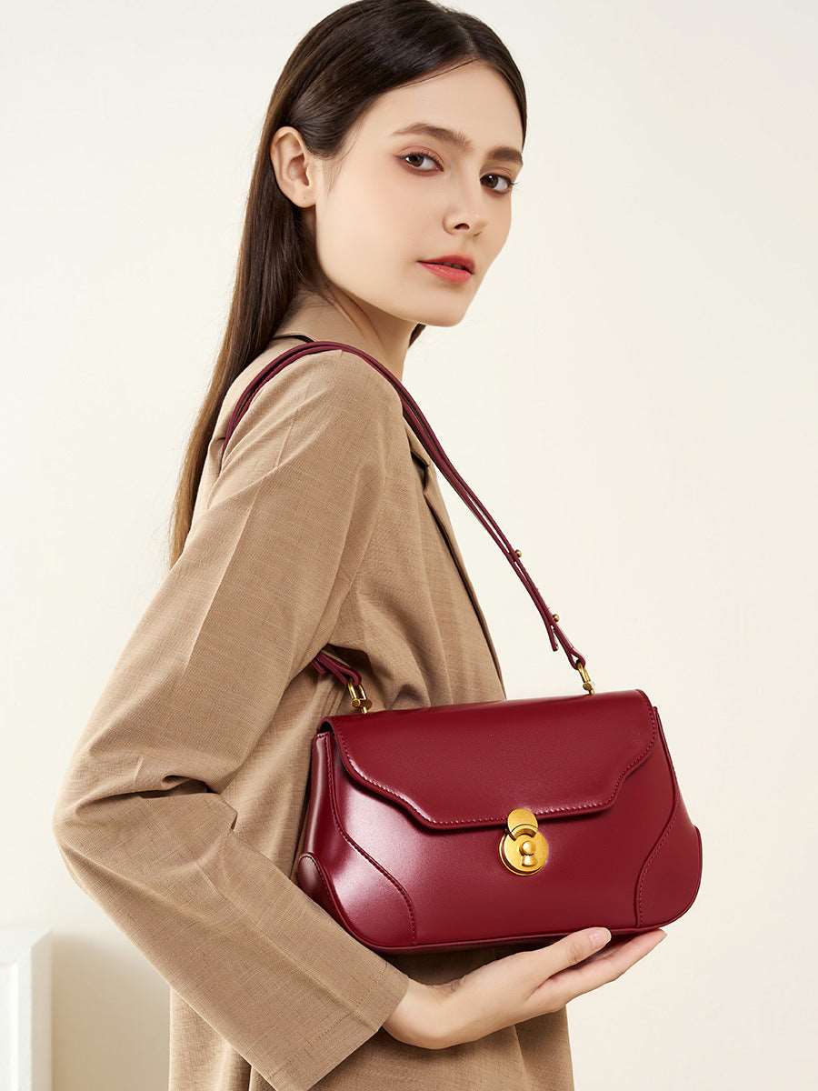 Stylish Small Leather Shoulder Bag for Women - Genuine Leather Crossbody Purse with Adjustable Strap - Perfect for Daily Use, Travel, and Work Commute
