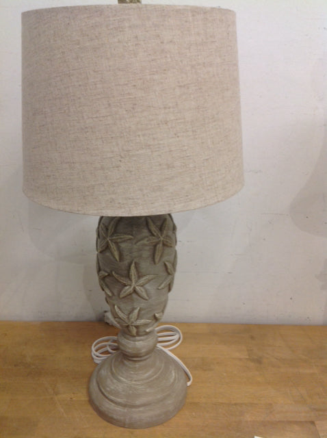 24 Beige Starfish Table Lamp - Coastal Decor for Bedroom, Living Room & Office - Stylish Nightstand Lighting with Natural Seaside Vibe