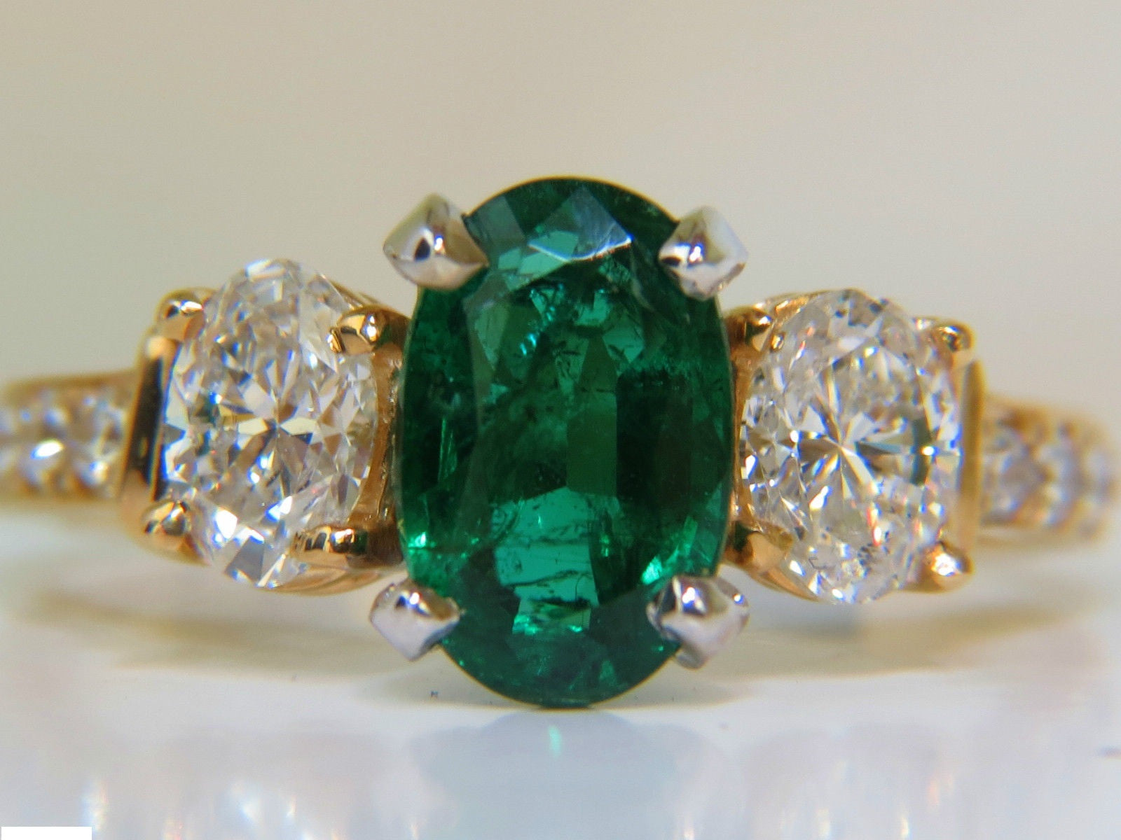 3.20ct Natural Emerald and Diamond Ring in 14K Gold - Classic Elegance for Engagement, Wedding, or Anniversary Gifts (Zambian Emerald, A+ Quality)