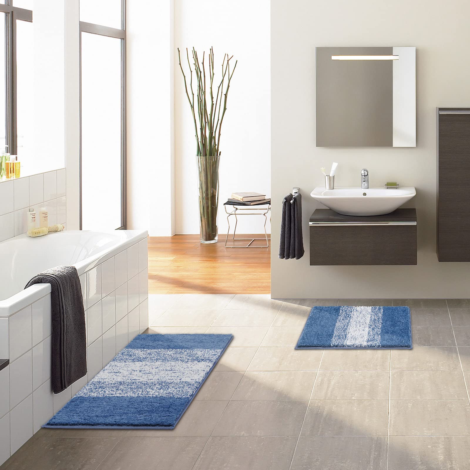 Vaukki Luxury Soft Bathroom Rugs Set of 2 - Non-Slip Washable Plush Bath Mats, Super Absorbent Microfiber Shaggy Striped Bath Carpet for Tub, Bathroom & Shower (18