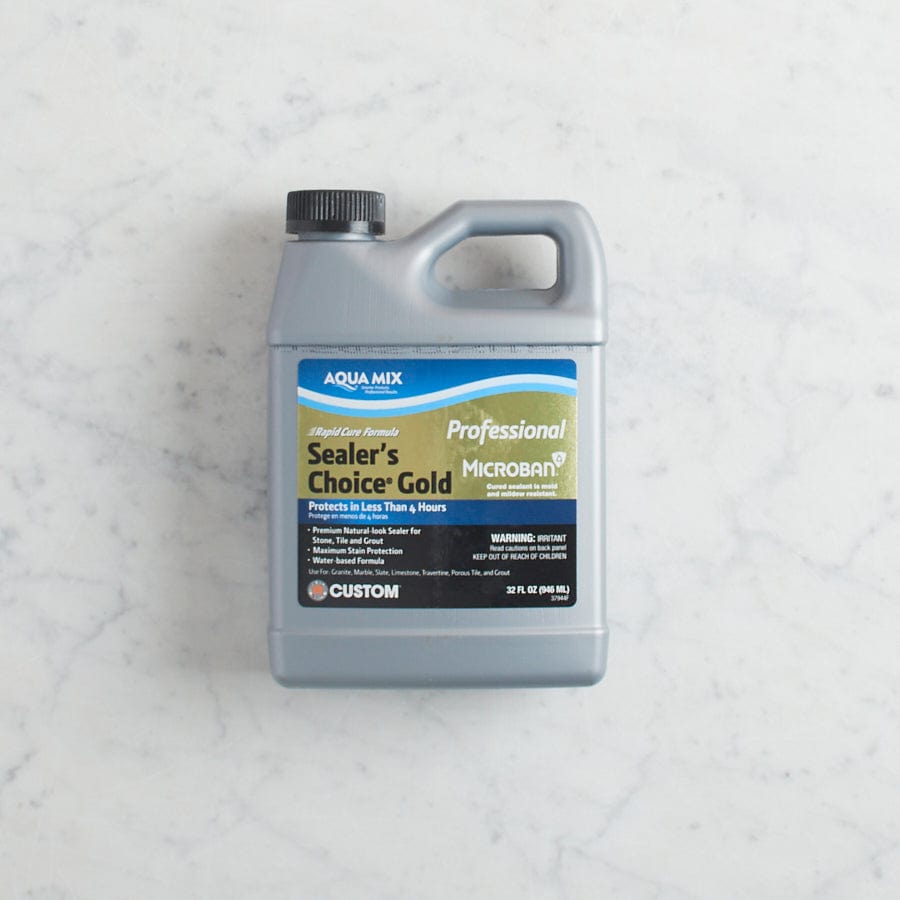 Aqua Mix Sealer's Choice Gold Penetrating Stone Sealer - 32oz (946ml) Water-Based Formula for Natural Stone, Tile & Grout - Perfect for Countertops, Showers & Outdoor Pavers