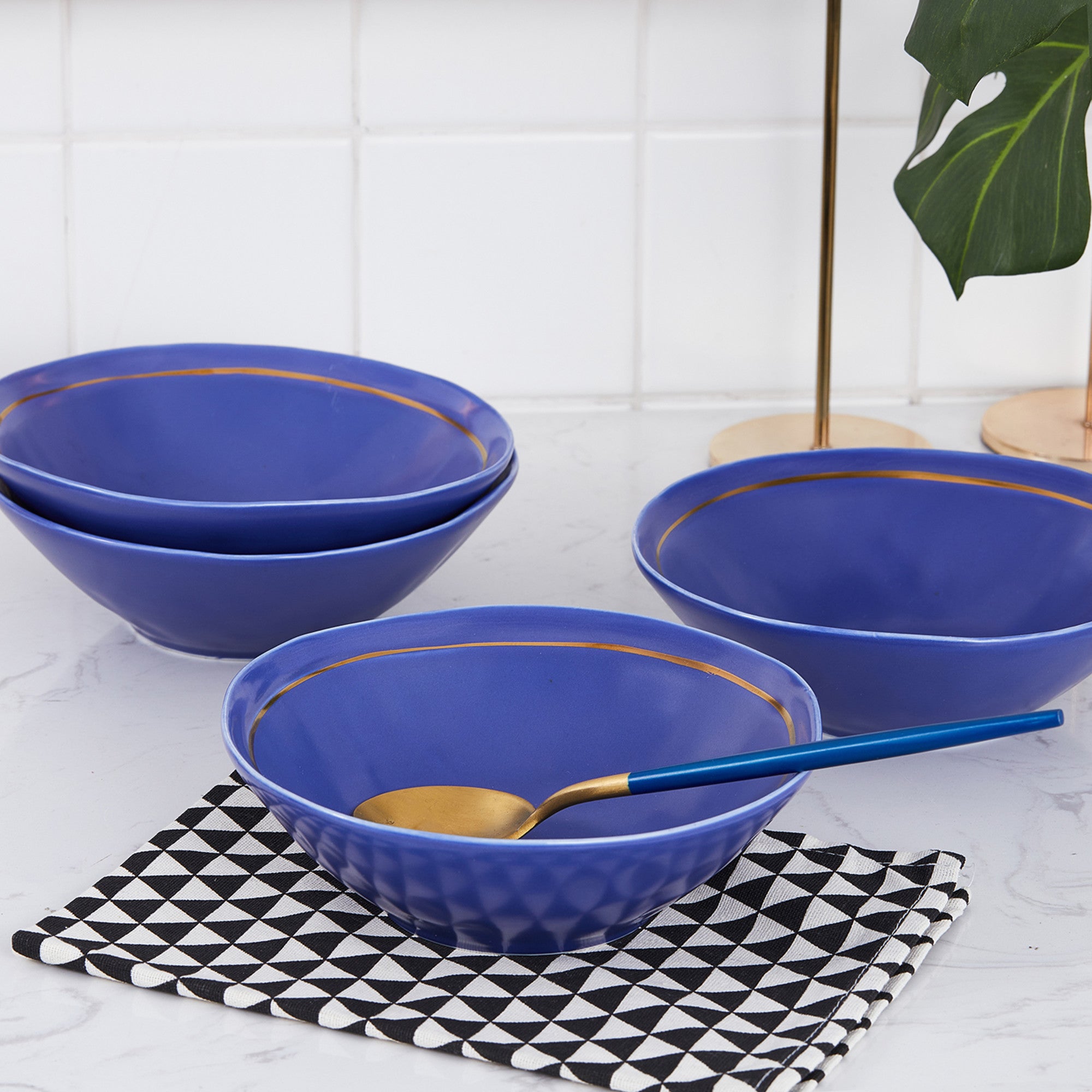 Premium Clara Porcelain Dinnerware Set - Elegant Blue 16-Piece Dinner Plate Set for Formal Dining, Entertaining & Special Occasions