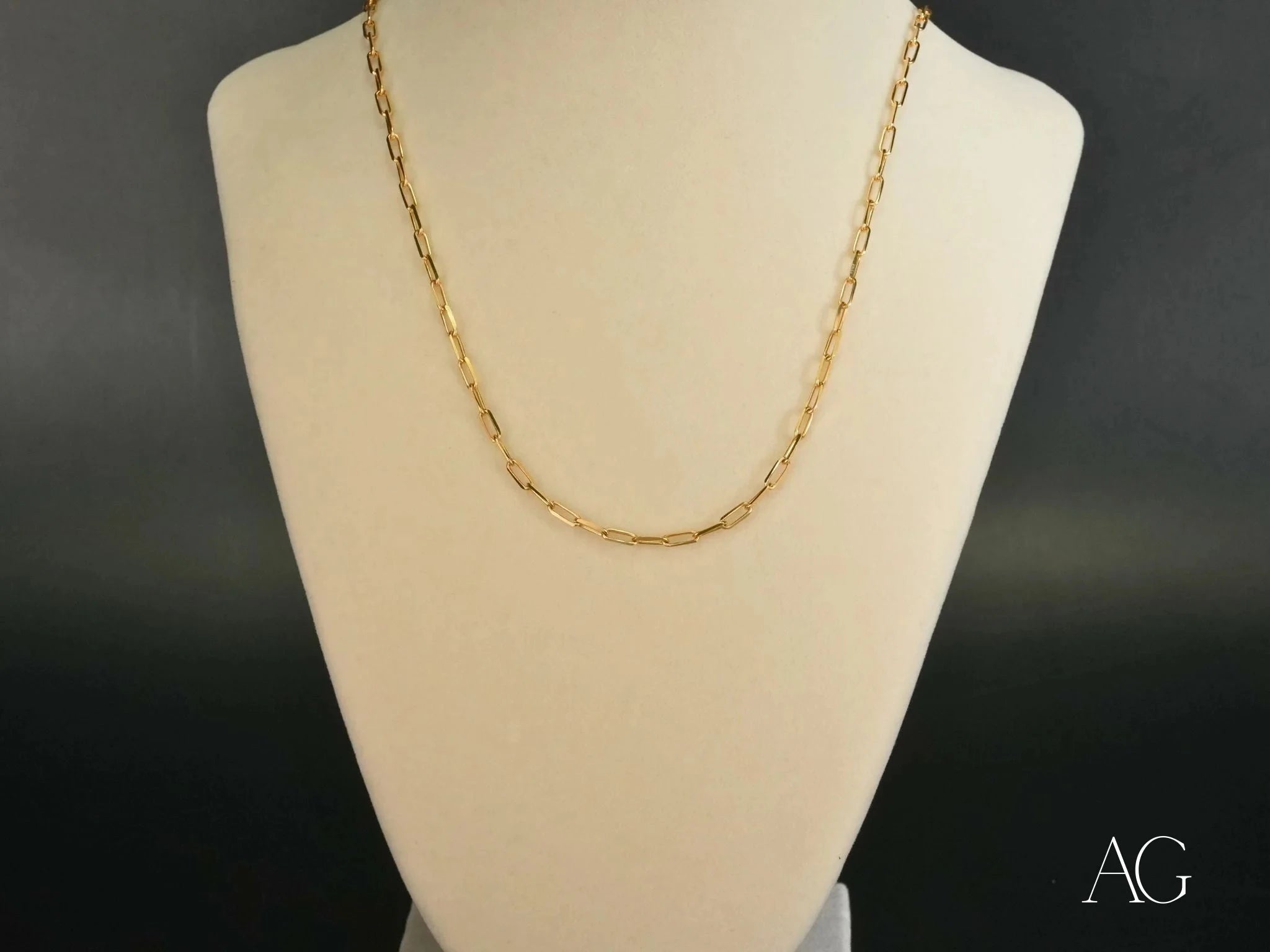 18K Yellow Gold Paperclip Link Chain Necklace for Women - Elegant & Modern Jewelry Gift for Her - Perfect for Everyday Wear, Parties & Special Occasions