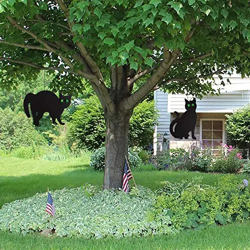 Set of 4 Realistic Garden Scare Cats with Reflective Eyes - Outdoor Pest Deterrent for Birds & Rodents | Perfect for Yard, Patio & Garden Decoration