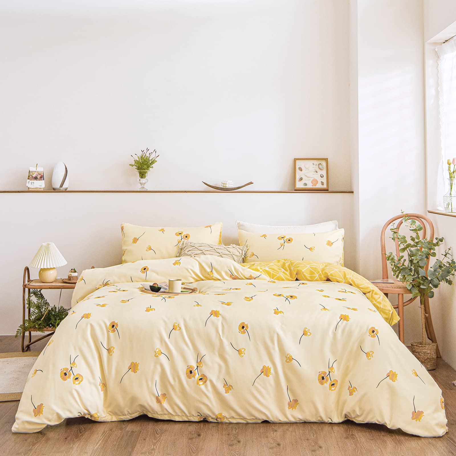 Luxury Yellow Floral Duvet Cover Set - King Size for Elegant Bedrooms