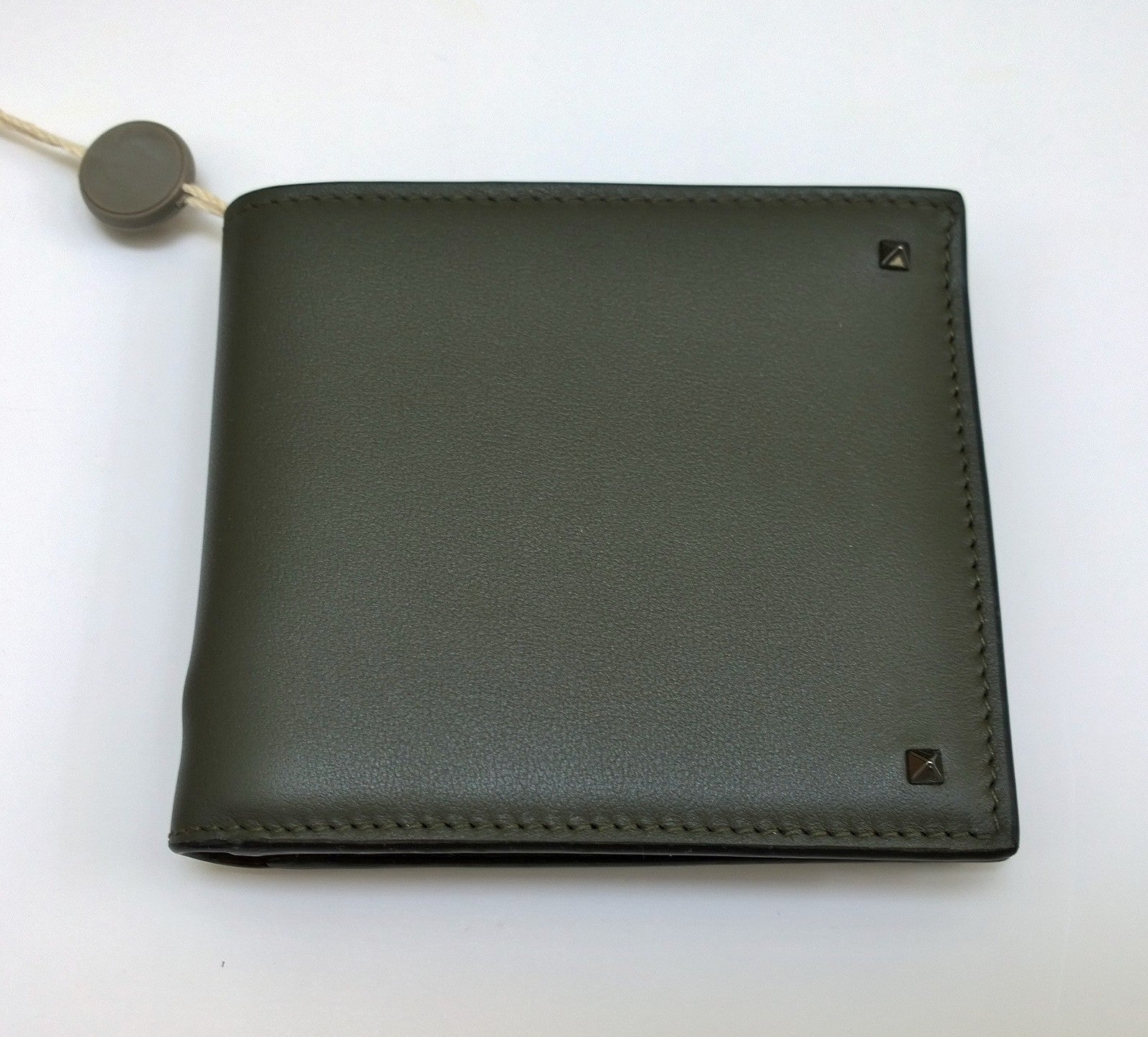 Valentino Garavani Rockstud Men's Leather Wallet in Dark Green Grey - Stylish Slim Bifold Wallet for Everyday Use & Gifts
