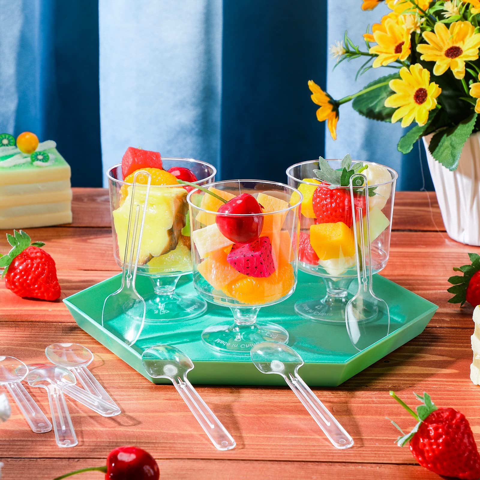 Nuogo 100 Pack 5 oz Clear Plastic Dessert Cups with Spoons - Disposable Mini Appetizer Yogurt Parfait Cups for Mousse, Pudding, Ice Cream & Party Snacks (Transparent) - Perfect for Catering, Birthday Parties & Dessert Bars