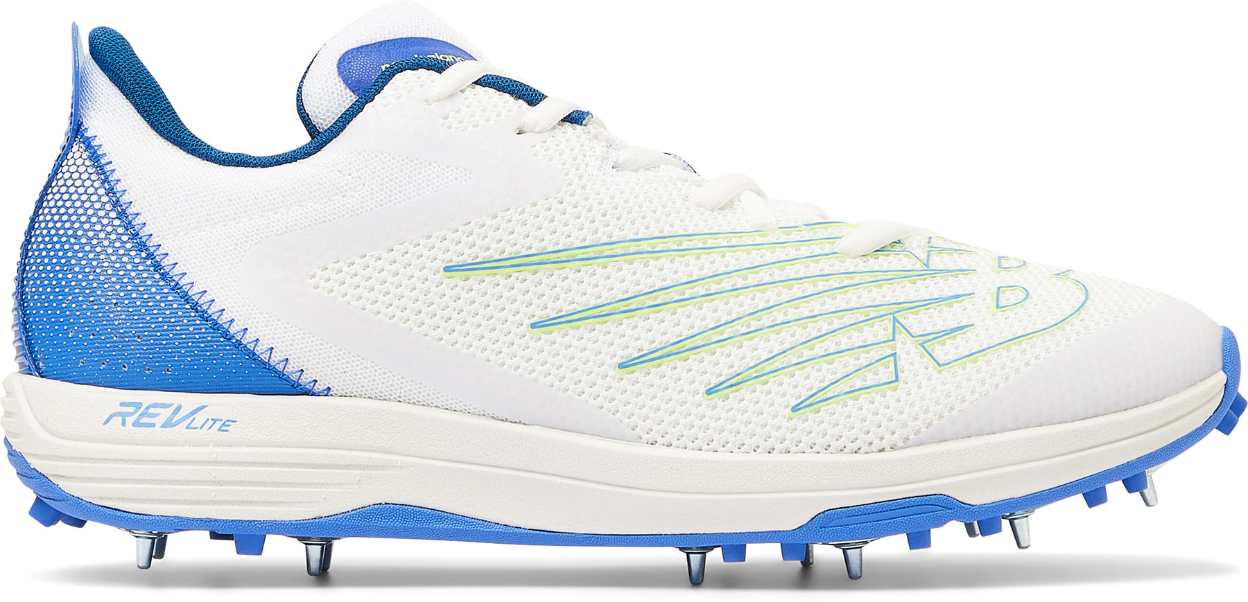 CK10v5 Men's Cricket Shoes - Lightweight Non-Slip Sports Shoes for Cricket Players - Perfect for Matches & Practice Sessions