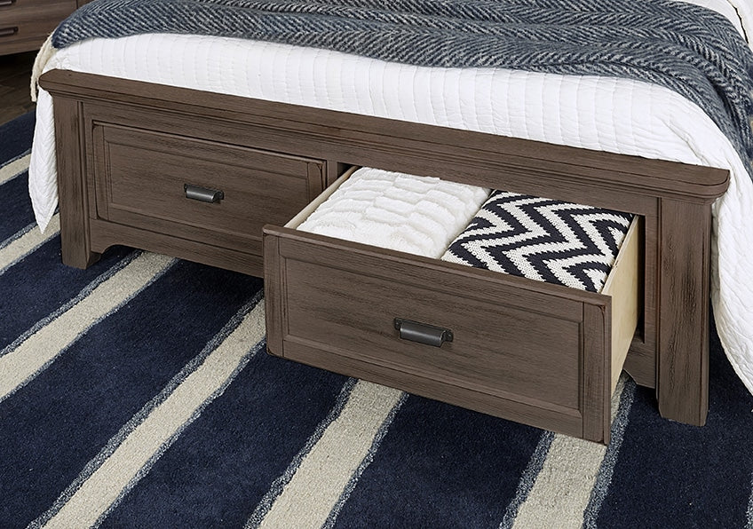 Bungalow Style Home Decor & Furniture - Cozy & Charming Designs for Living Room, Bedroom & Outdoor Spaces