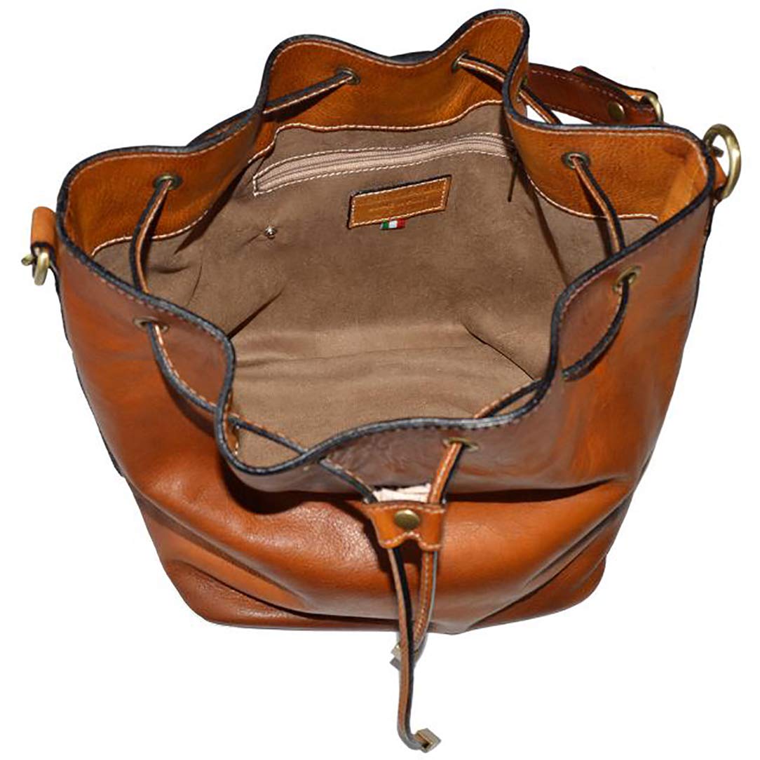 Pratesi Sorano Leather Shoulder Bag B501/25 Bruce in Cherry Red - Stylish Crossbody Purse for Women, Perfect for Work, Travel & Everyday Use