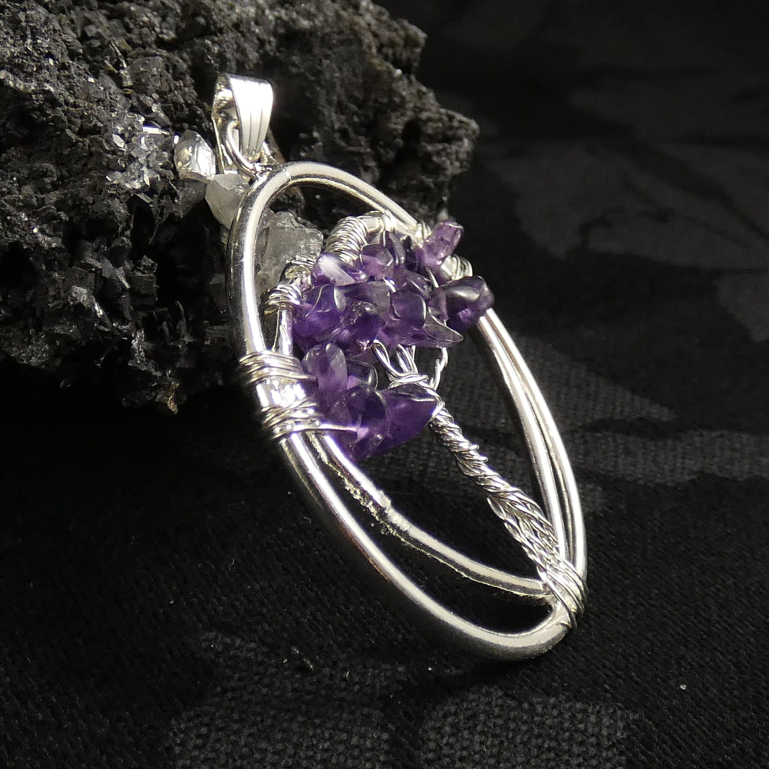 Amethyst Tree of Life Heart Pendant Necklace - Spiritual Healing Crystal Jewelry for Women - Perfect for Meditation, Yoga & Gift Giving