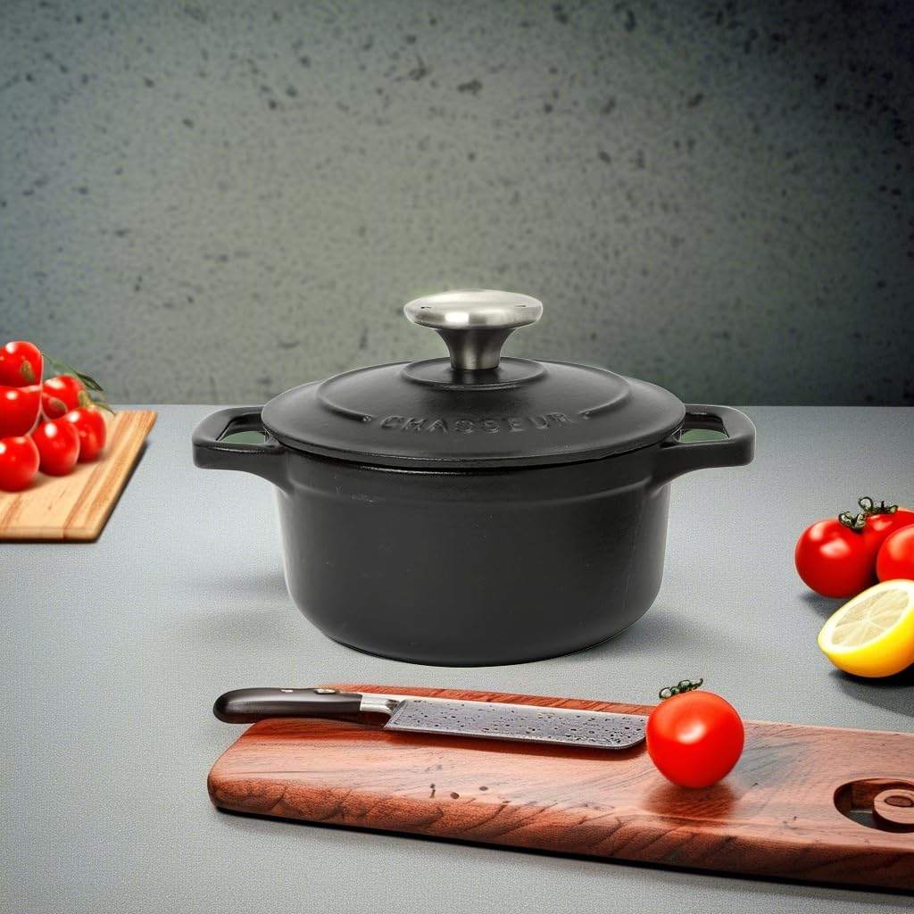Premium Enameled Cast Iron Dutch Oven with Lid - 6.7QT Black FN423 Dual Handle Cookware for Bread Baking, Soups, Stews & Roasting - Non-Stick Enamel Coated Oven Safe Pot for Camping, Kitchen & Outdoor Cooking (17x13x11cm)