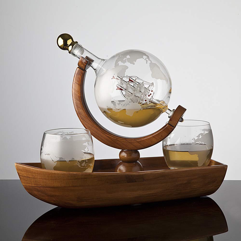 Premium Godinger Whiskey Decanter Set with 2 World Map Whisky Glasses - 850ml Crystal Liquor Decanter for Scotch, Bourbon, Vodka - Perfect for Home Bar, Gifts & Entertaining