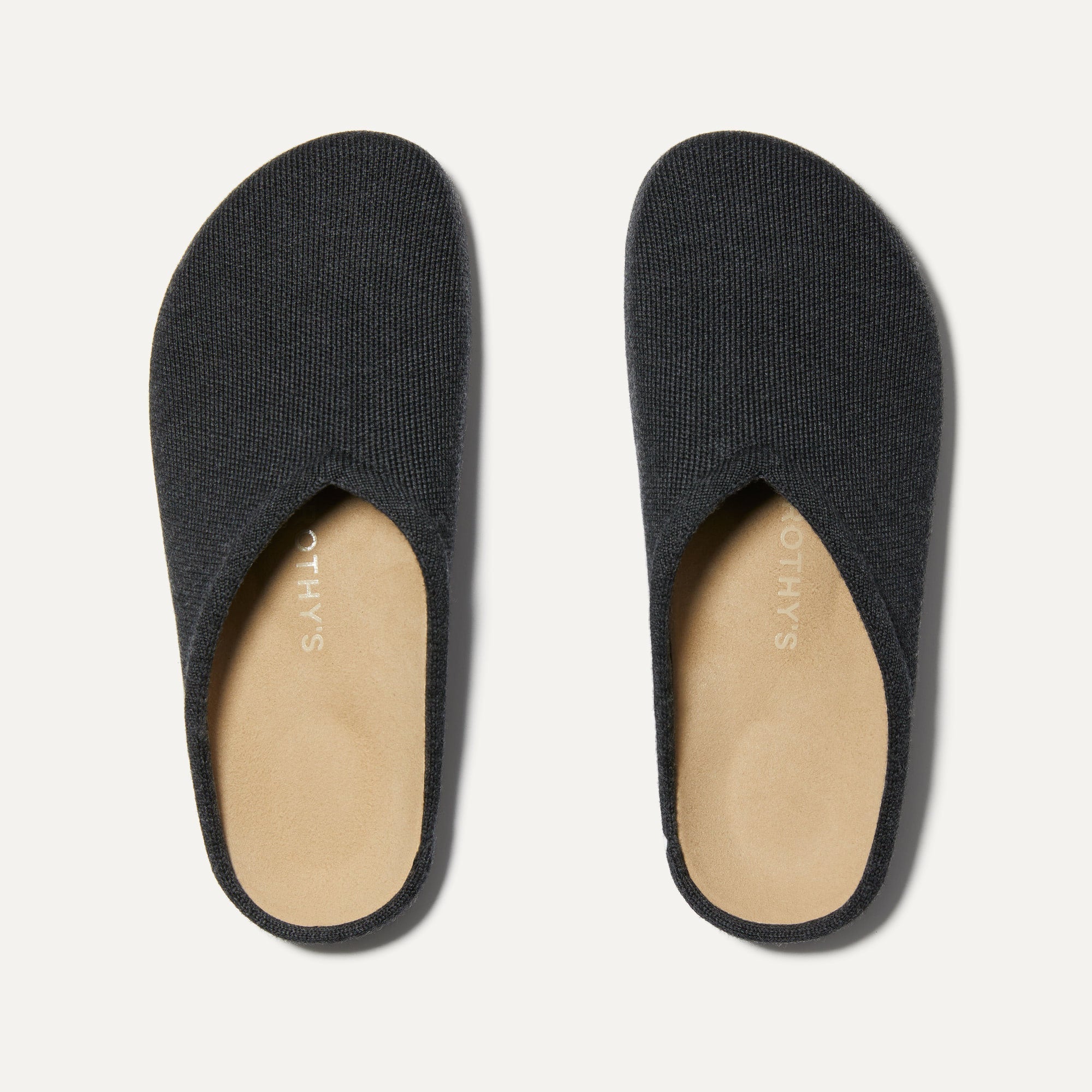 Comfortable Casual Clogs for Women - Soft Black Slip-On Shoes for Home, Garden & Outdoor Wear