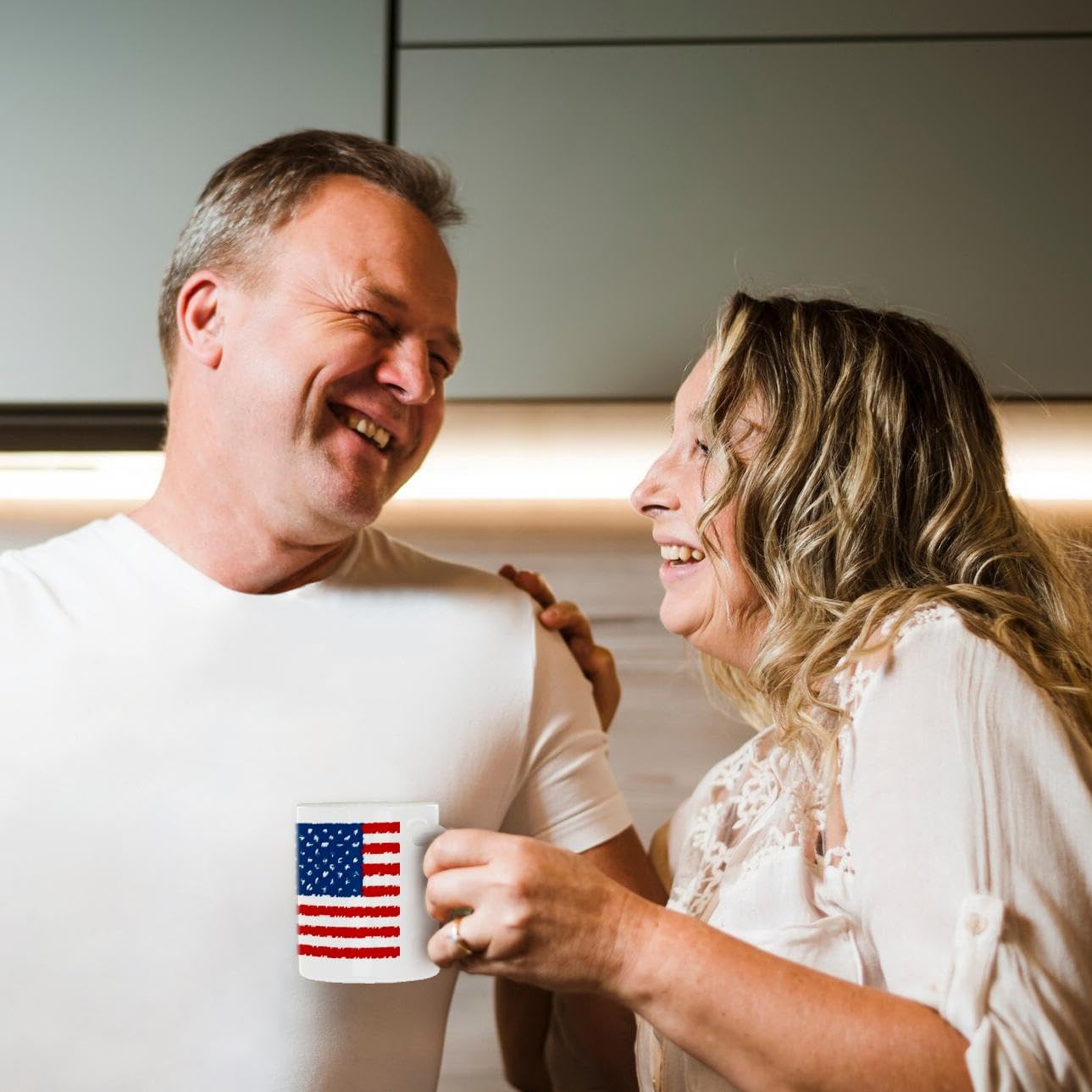 3D Rose Painted American Flag Patriotic Art USA Ceramic Coffee Mug - 15 oz, Ideal for Home, Office & Gifts - Perfect for 4th of July, Memorial Day & Veterans Day Celebrations