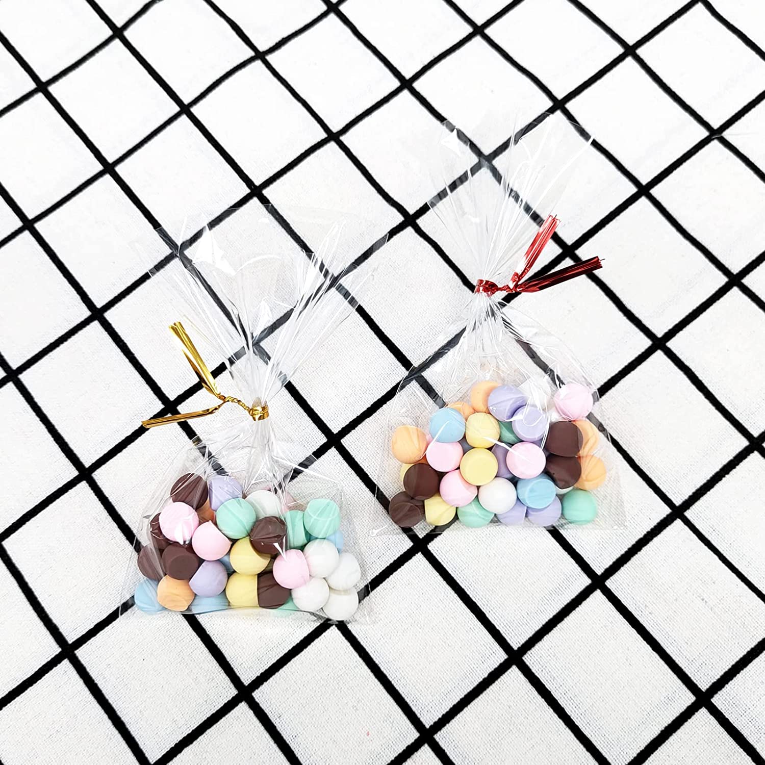 100PCS Clear Cellophane Gift Bags 6x10 Inches with Twist Ties - 1.4 mil Thick OPP Plastic Treat Bags for Candy, Cookies, Cake Pops, Rice Crispy Treats - Perfect for Birthday Parties, Baby Showers & Holiday Gifting
