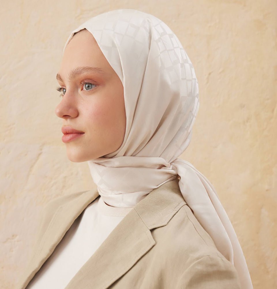Premium Diamond Jacquard Satin Hijab Shawl - Soft Beige Muslim Headscarf for Women - Perfect for Prayer, Modest Fashion & Special Occasions