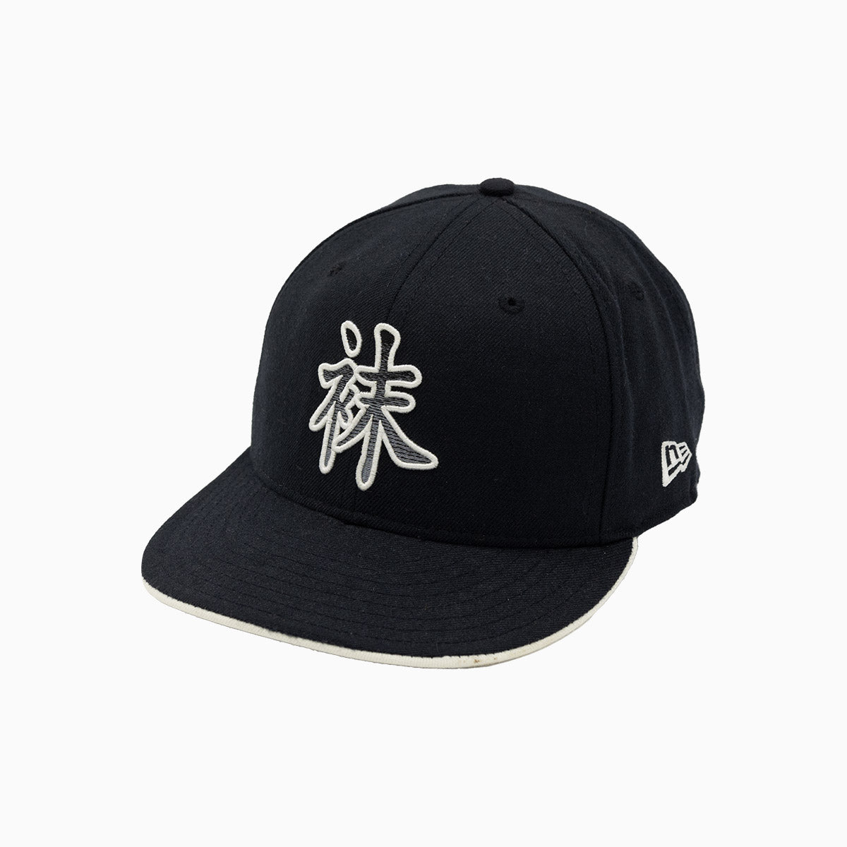 Chicago White Sox MLB 59FIFTY Fitted Hat - Official New Era Baseball Cap for Men & Women - Perfect for Games, Collecting & Streetwear Fashion