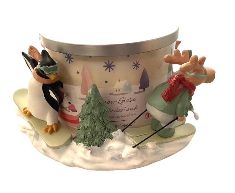 Yankee Candle 3-Wick Snow Globe Wonderland Scented Candle with Holiday Jar Holder - 2-Piece Set for Christmas Decor & Cozy Winter Ambiance