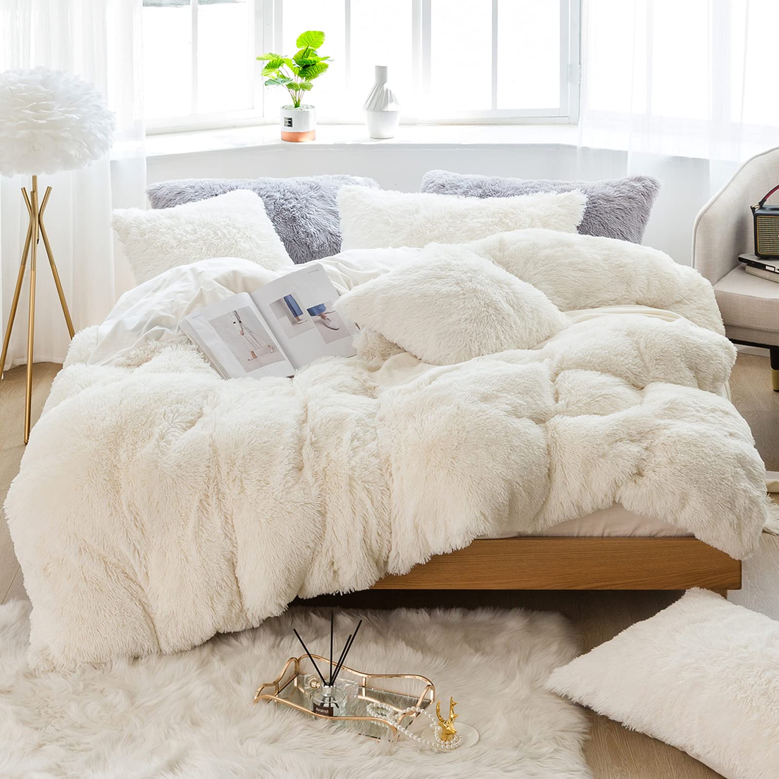 JOYPONT 2-Piece Fluffy Duvet Cover Set Twin Size (66x90 Inches) - Ultra Soft Plush Shaggy Comforter Cover - Luxury Bedding Set (1 Duvet Cover + 1 Pillowcase) - Light Beige - Perfect for Cozy Bedrooms, Guest Rooms & Dorm Decor