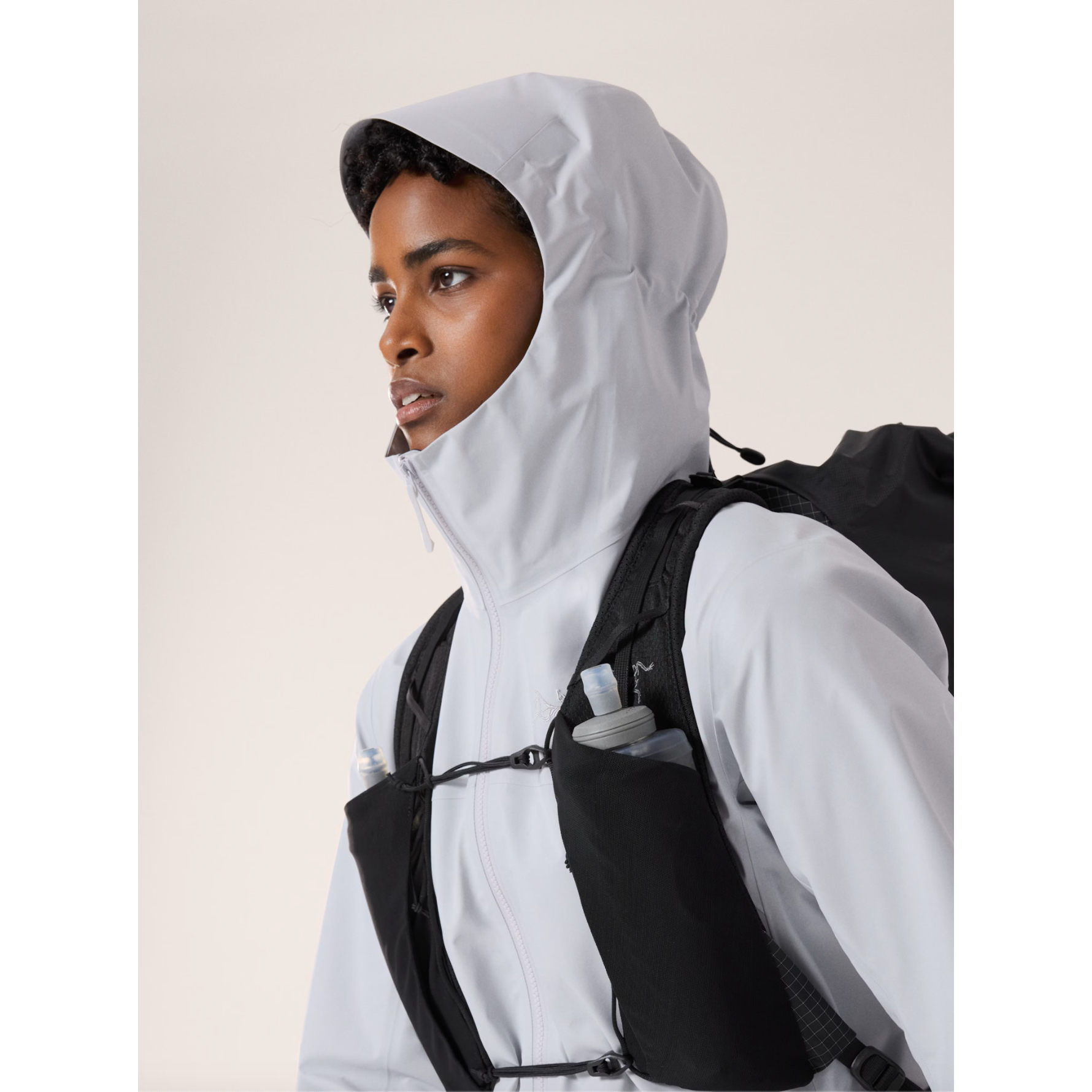 Arc'teryx Women's Beta Jacket - Waterproof & Breathable Hardshell Rain Jacket for Hiking, Skiing & Outdoor Adventures