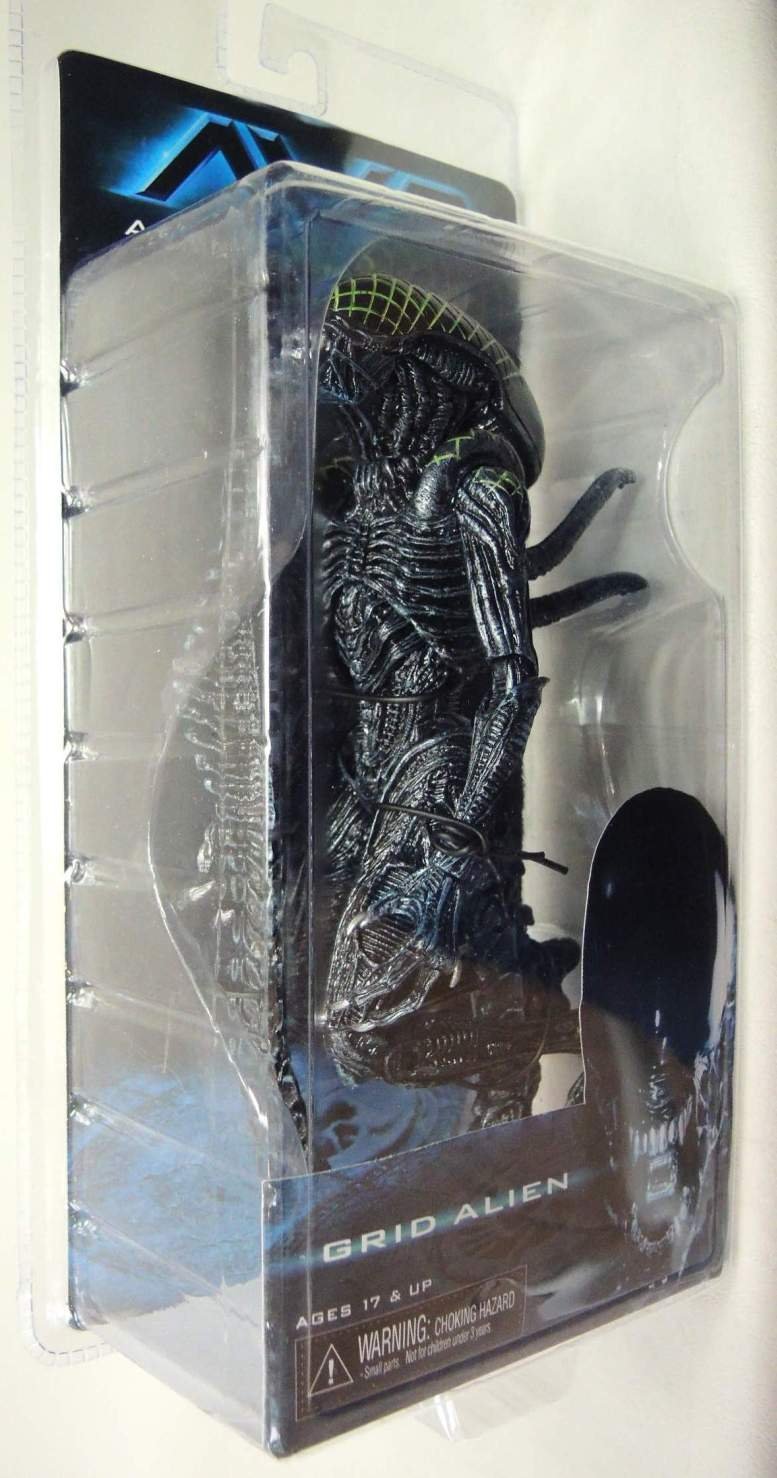 NECA Aliens Series 7 AvP Grid 7-Inch Scale Action Figure - Collectible Alien vs Predator Movie Character Toy for Display & Role Play