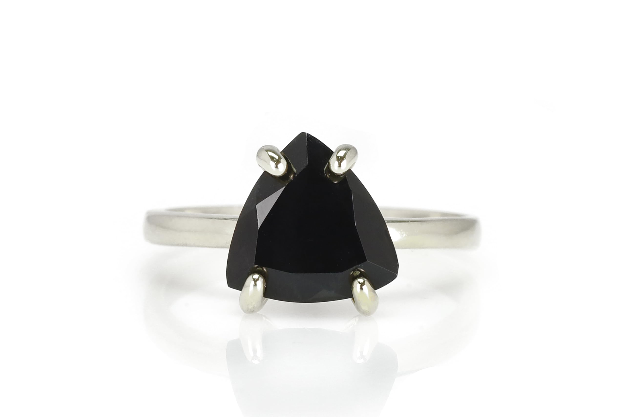 925 Sterling Silver Black Onyx Ring for Women - Elegant Gemstone Jewelry for Formal & Casual Wear - Perfect Gift with Jewelry Box - Ideal for Parties, Weddings & Everyday Fashion
