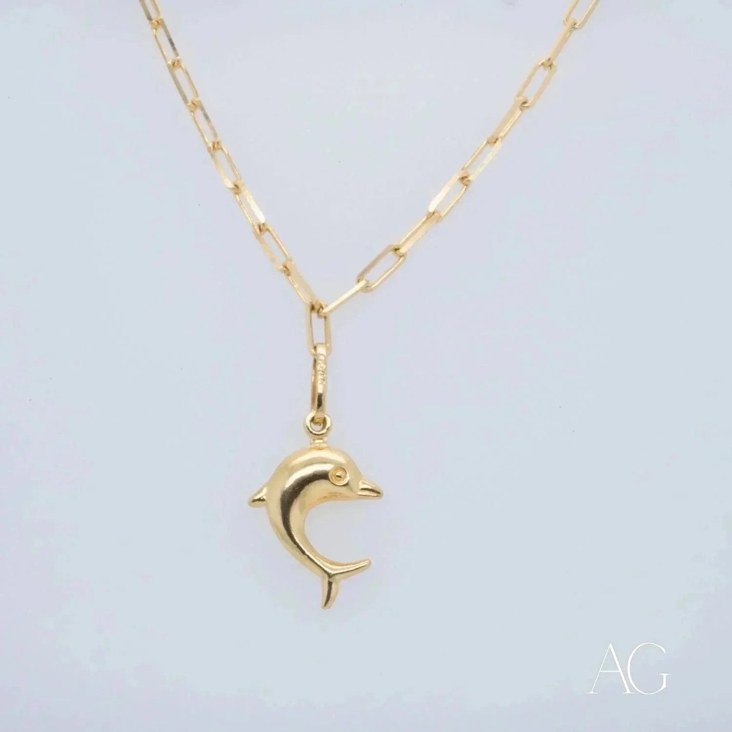 18k Gold Dolphin Charm Anklet - Elegant Adjustable Ankle Bracelet for Women, Perfect for Beach Vacations & Summer Outfits