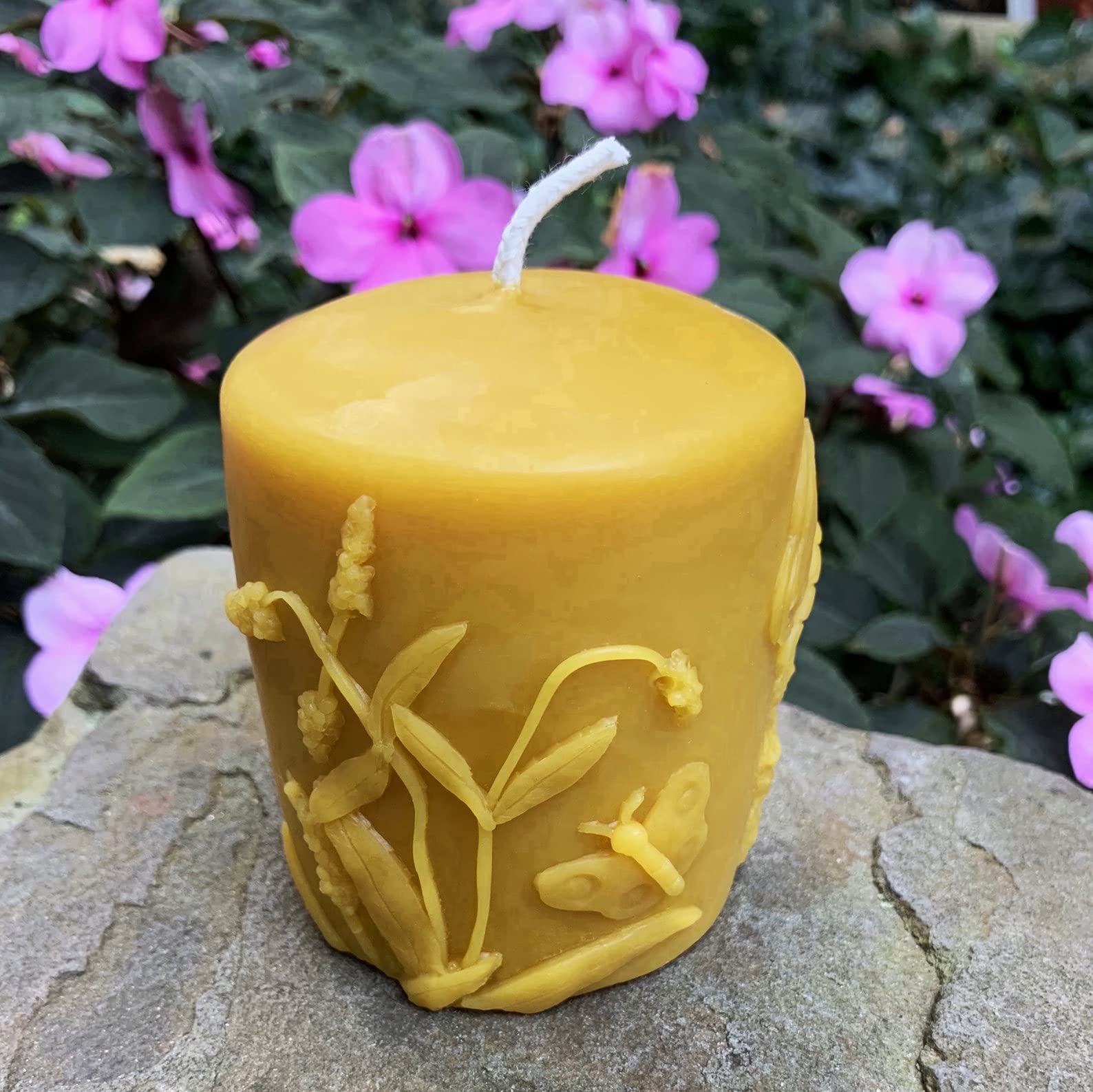 100% Pure Beeswax Pillar Candle Set - Natural Honey Scented Candles with Butterfly, Hummingbird & Flower Designs (Set of 3) | Spring Home Decor, Romantic Gifts for Mom, Wedding Centerpiece & Aromatherapy