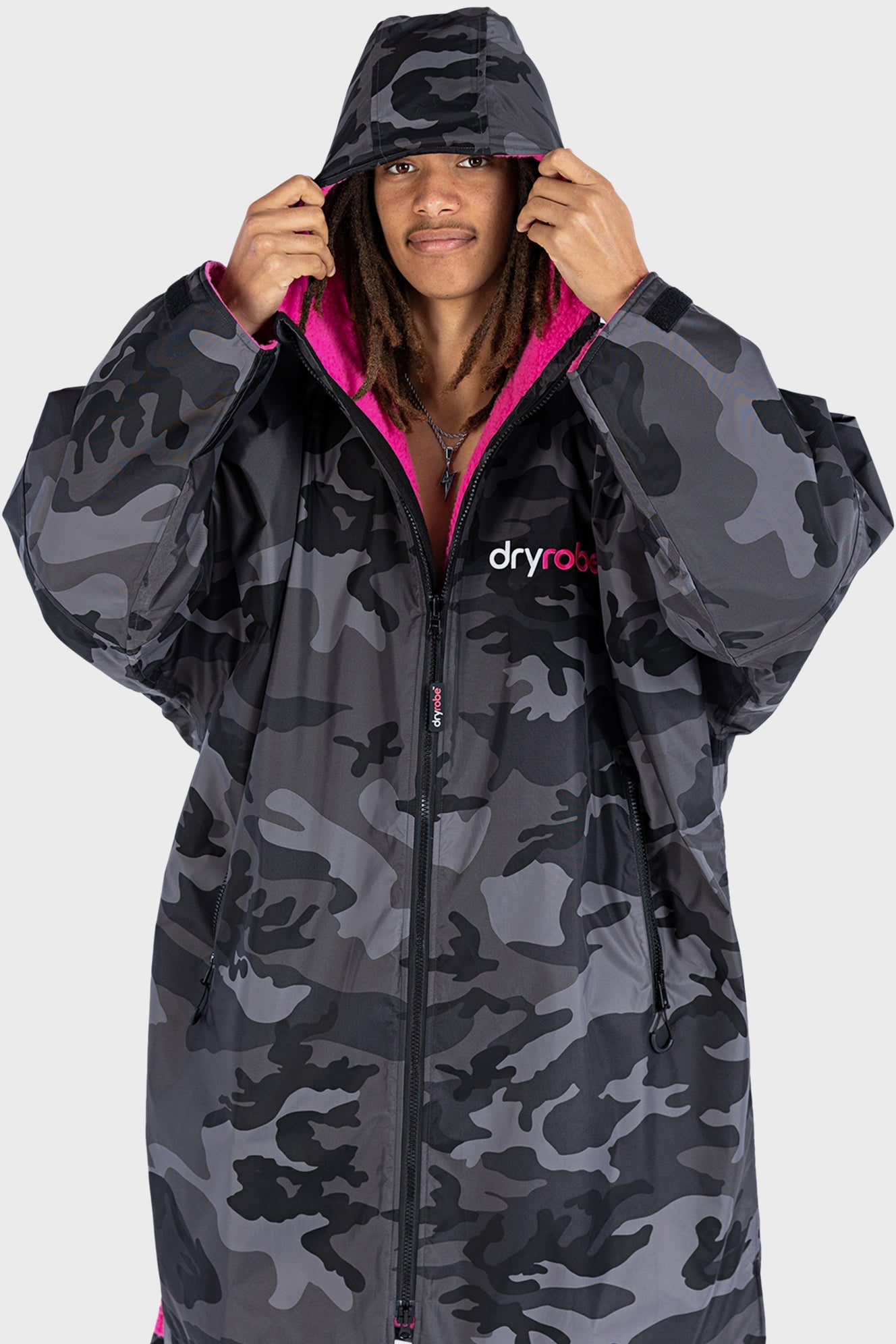 Dryrobe Advance Long Sleeve Changing Robe for Adults - Waterproof & Windproof Outdoor Changing Robe for Surfing, Swimming, Camping & Beach Activities