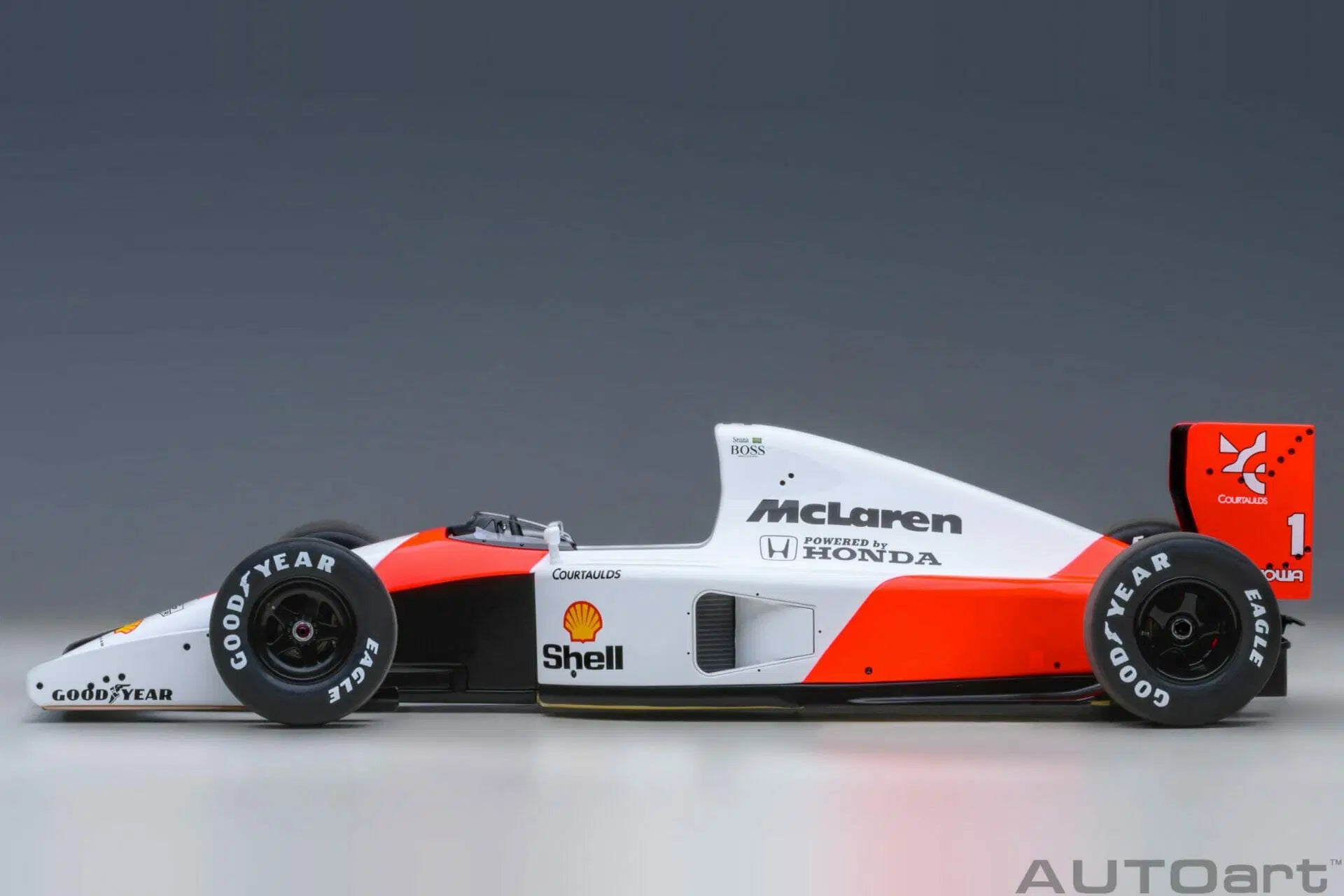 PREORDER AUTOart 1:18 Scale McLaren Honda MP4/6 Japanese GP 1991 Ayrton Senna #1 Diecast Model Car with McLaren Logo - Collectible Racing Memorabilia for Display & Car Enthusiasts
