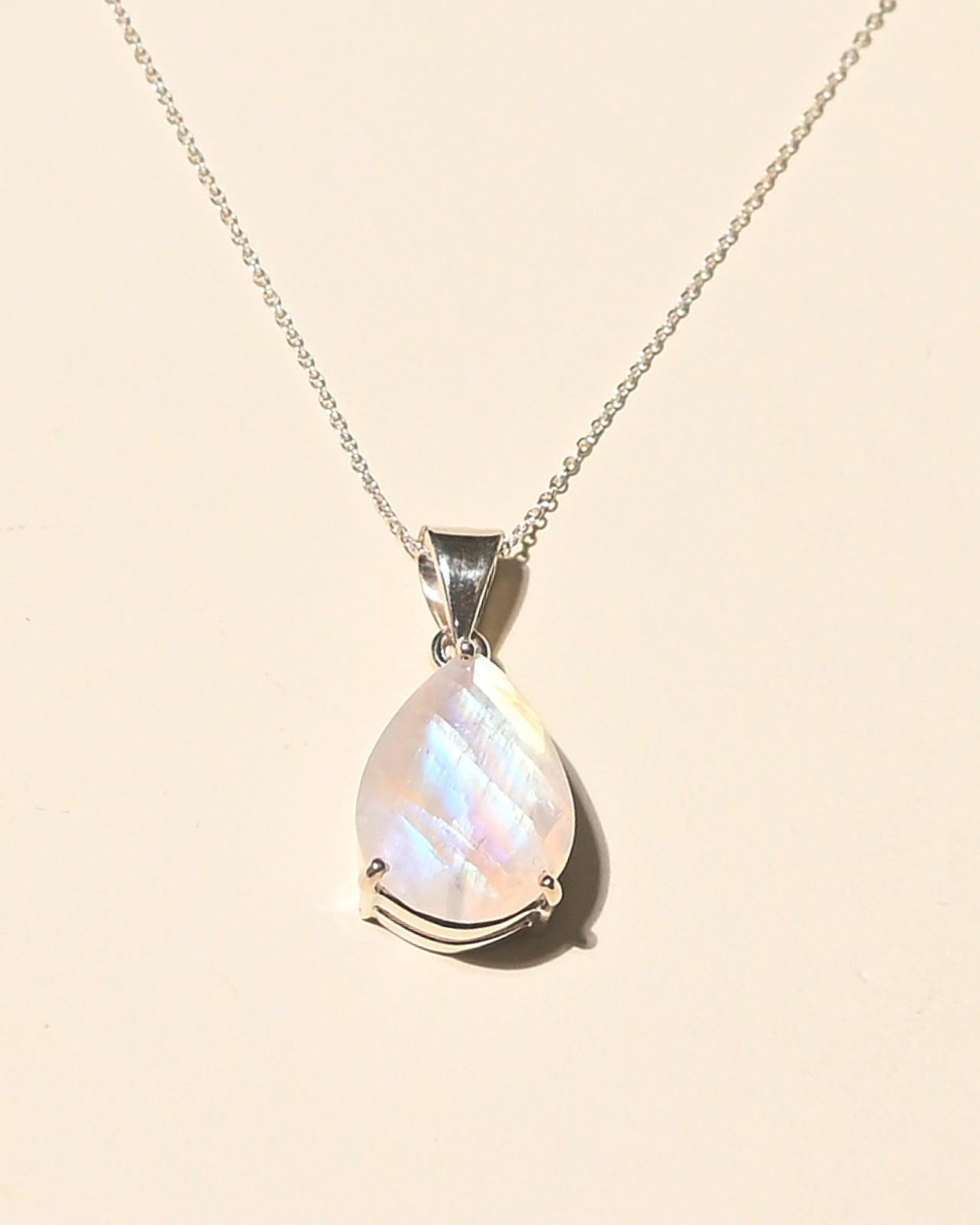 Moonstone Necklace for Women - Healing Crystal Jewelry, Elegant Sterling Silver Pendant for Meditation, Yoga & Spiritual Gifts