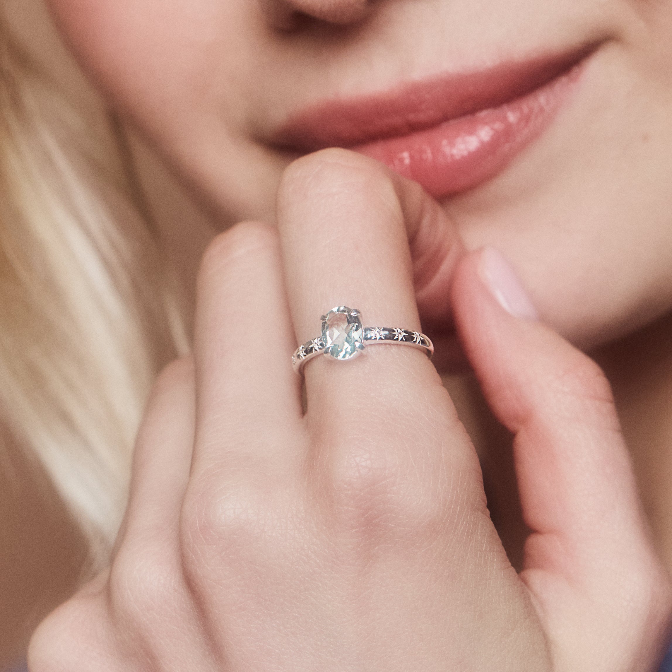 Kaia Green Amethyst Star Set Ring for Women - Elegant Sterling Silver Zodiac Jewelry - Perfect for Birthday Gifts, Anniversary & Spiritual Healing