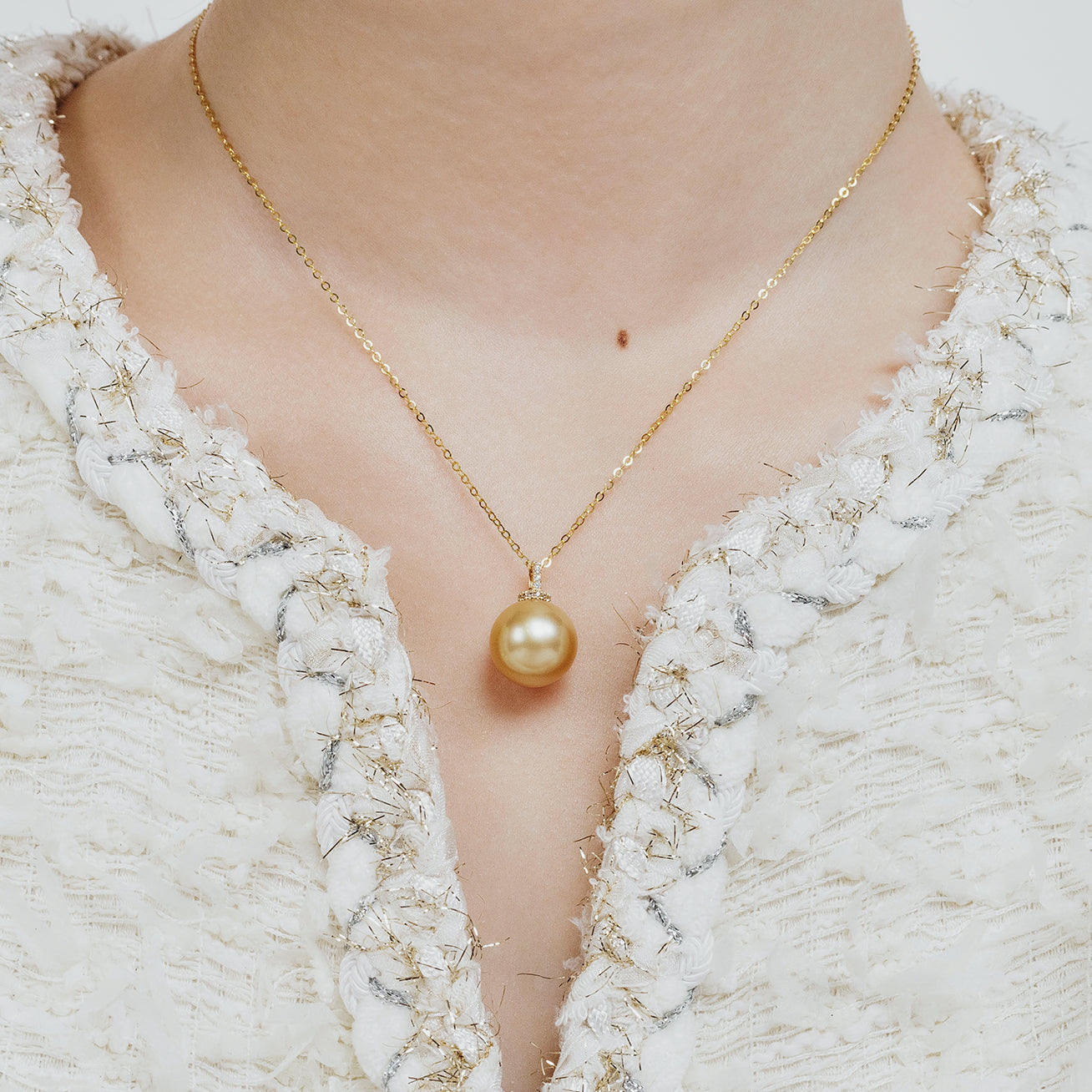 18K Solid Gold 12mm South Sea Golden Pearl Necklace for Women - Luxury Elegant Jewelry Gift for Wedding, Anniversary & Special Occasions