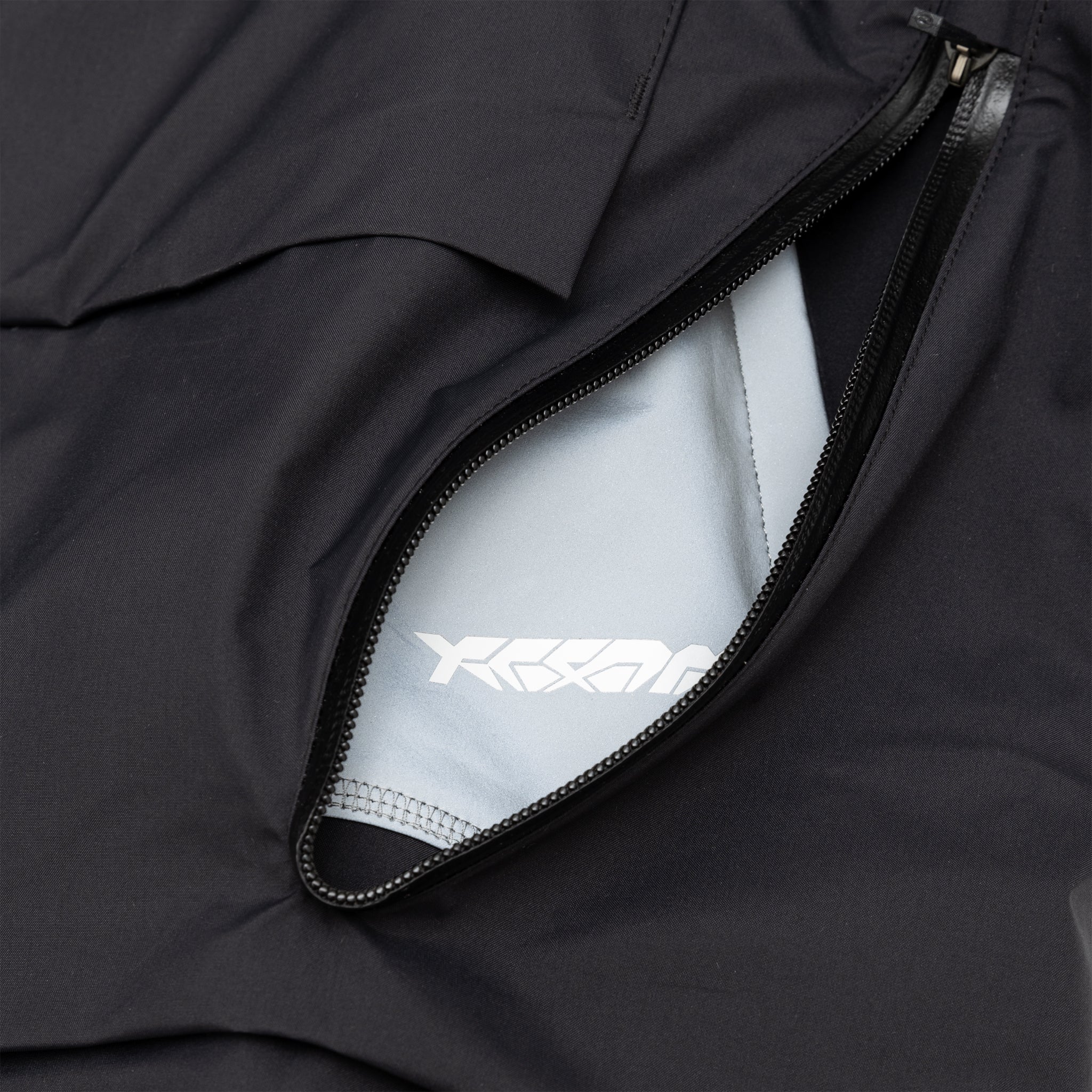 J14 GT 3L GORE-TEX Interops Jacket - Waterproof & Breathable Tactical Outerwear for Hiking, Camping & Outdoor Adventures