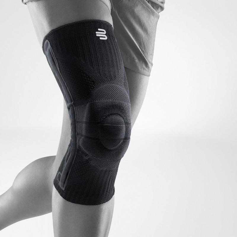 Bauerfeind Sports Knee Support Brace - Breathable & Adjustable for Running, Basketball & Workout - Knee Pain Relief & Injury Recovery (Black)