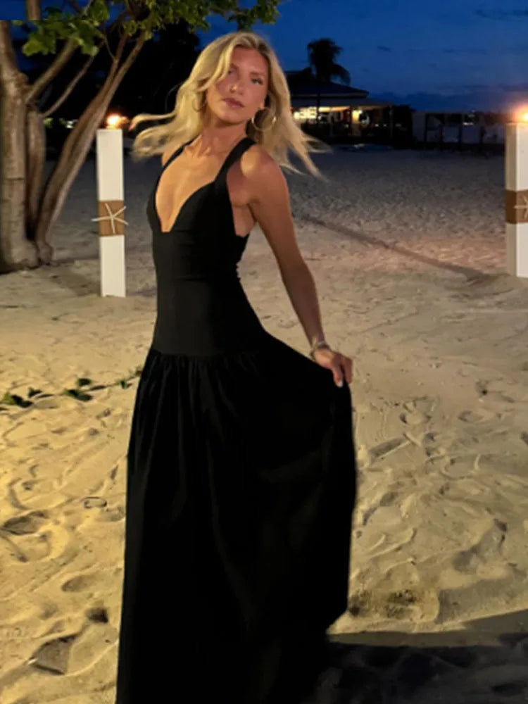 Elegant High Collar A-Line Maxi Dress for Women - 2024 Fashion Solid Pleated Slim Long Evening Gown | Perfect for Prom, Party, Wedding & Formal Occasions